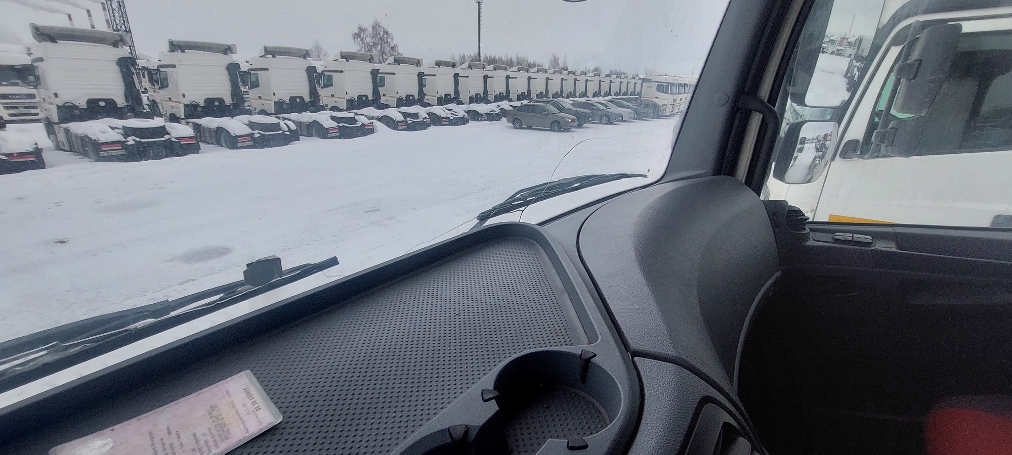 Седельный тягач КАМАЗ 5490-801-DC (газодизель) 2021 г. - фото 32