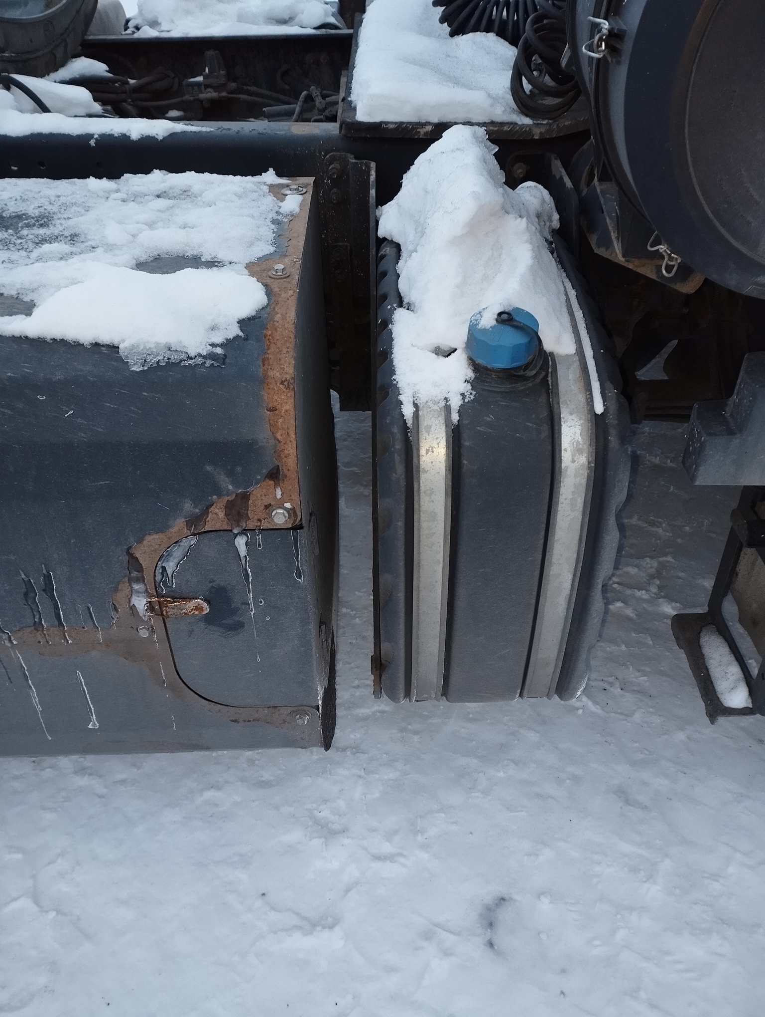 Седельный тягач КАМАЗ 5490-801-DC (газодизель) 2021 г. - фото 19