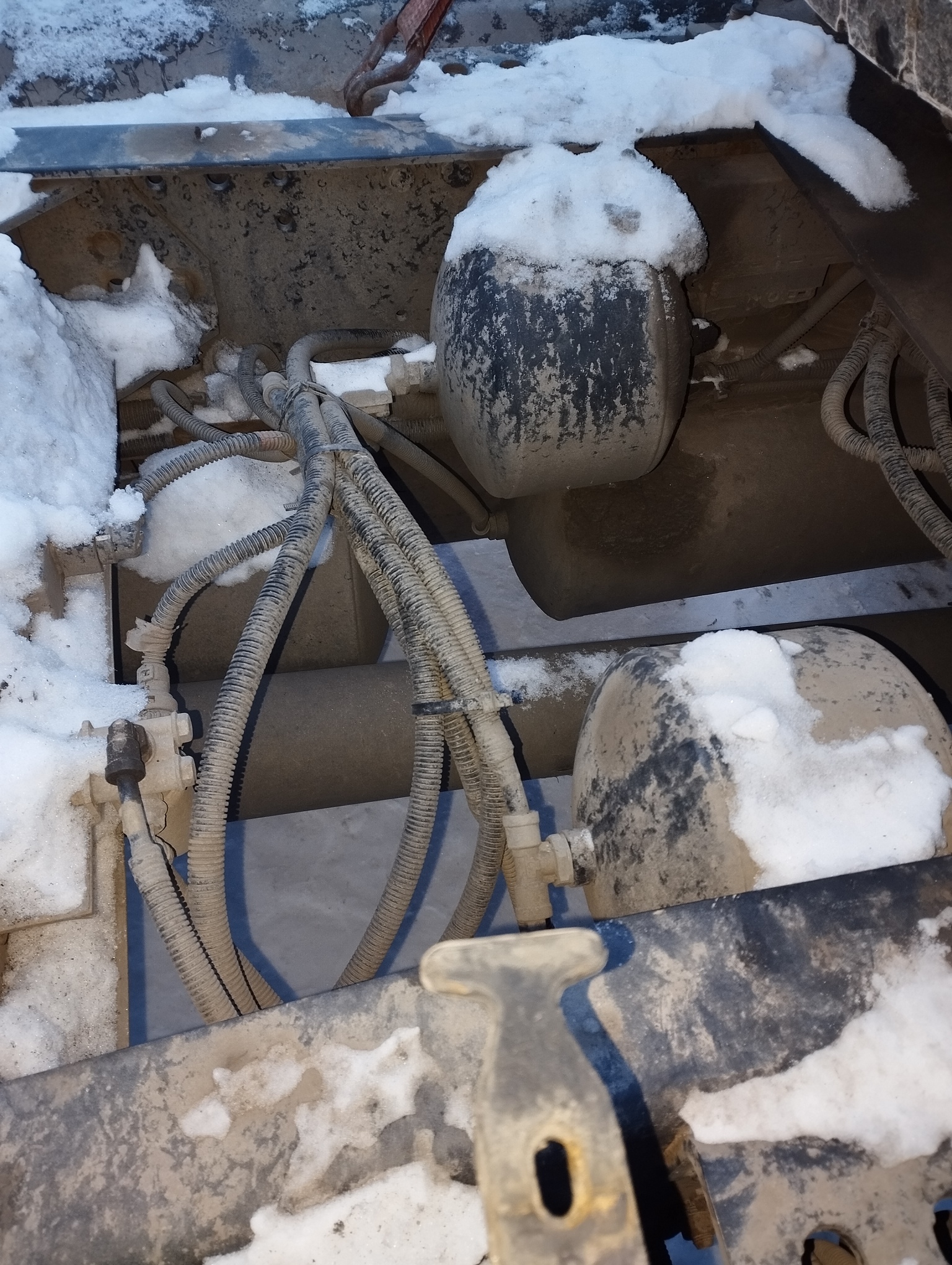 Седельный тягач КАМАЗ 5490-801-DC (газодизель) 2021 г. - фото 40