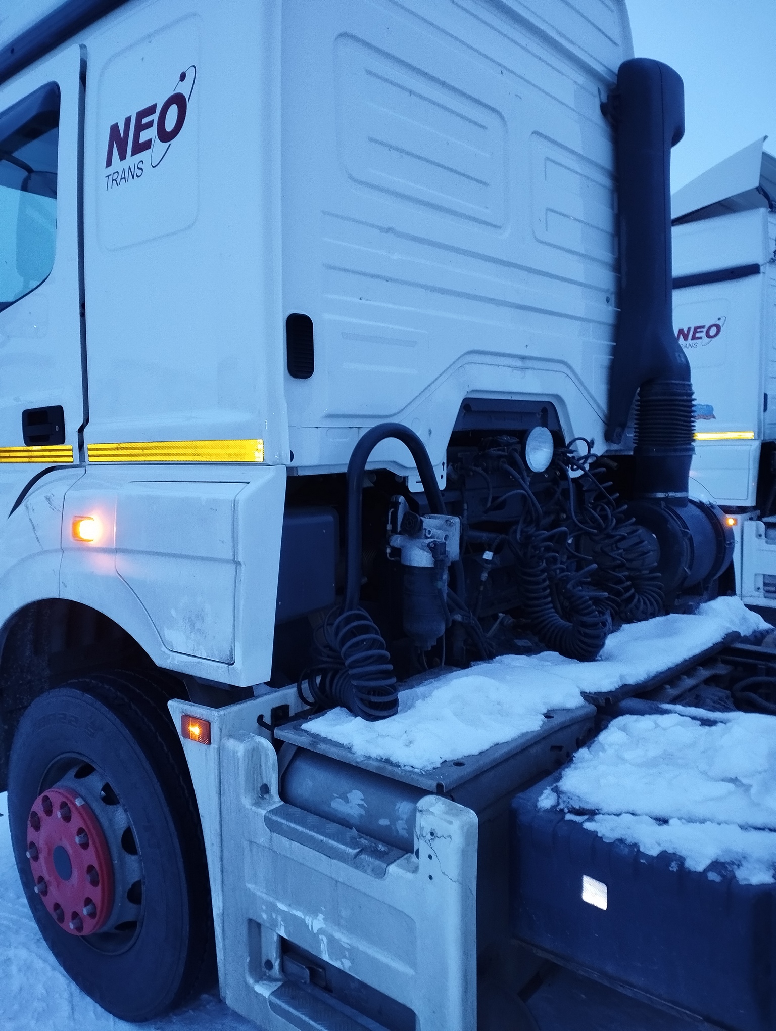 Седельный тягач КАМАЗ 5490-801-DC (газодизель) 2021 г. - фото 43