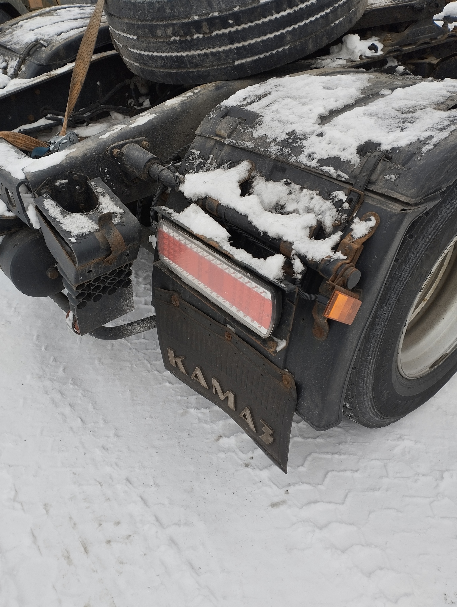 Седельный тягач КАМАЗ 5490-801-DC (газодизель) 2021 г. - фото 26