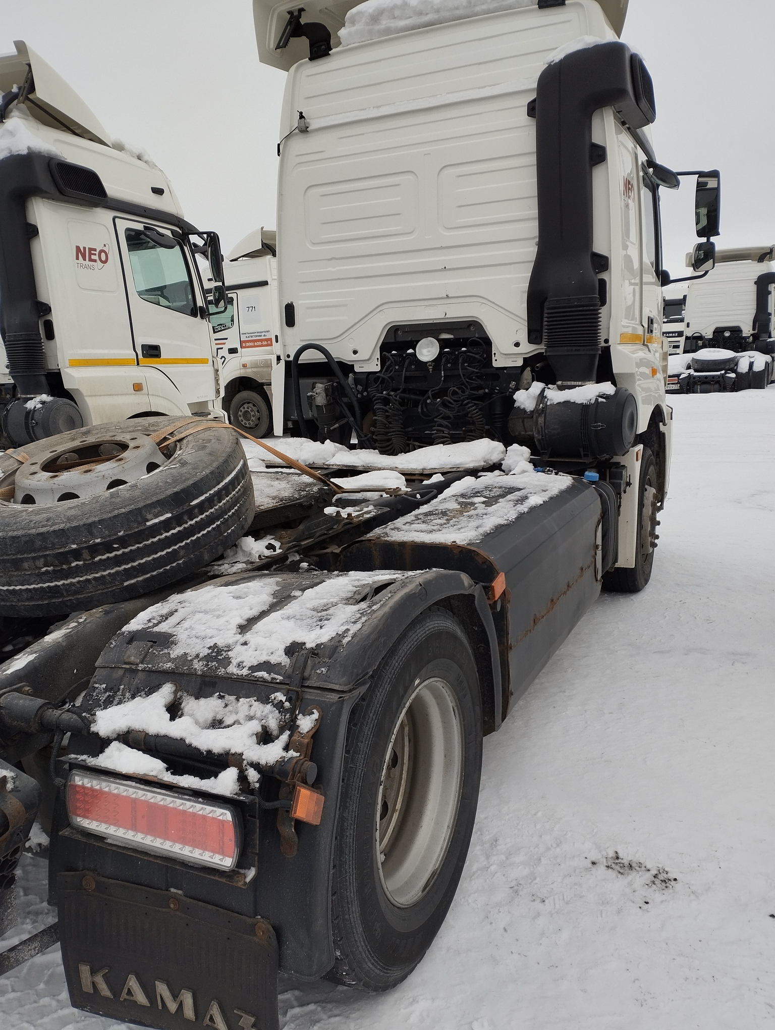 Седельный тягач КАМАЗ 5490-801-DC (газодизель) 2021 г. - фото 27