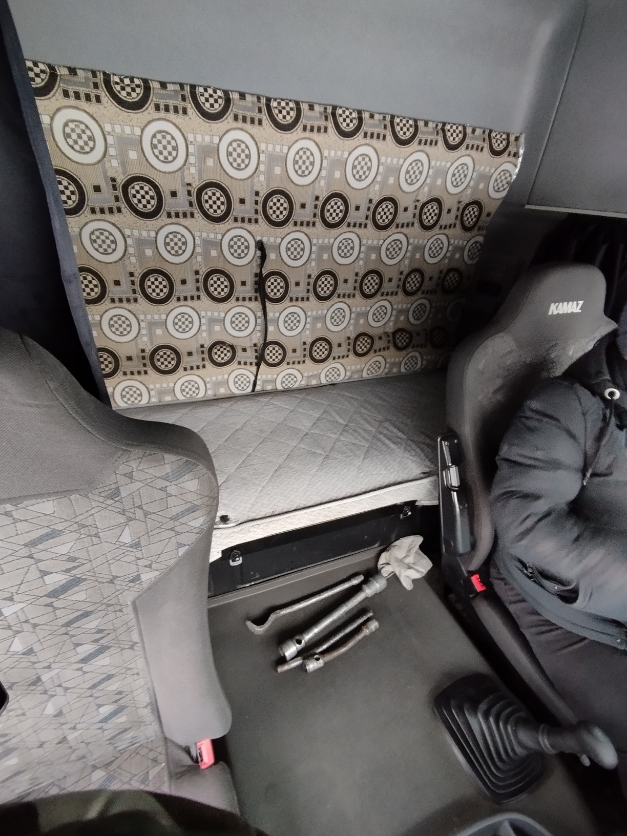 Седельный тягач КАМАЗ 5490-801-DC (газодизель) 2021 г. - фото 45