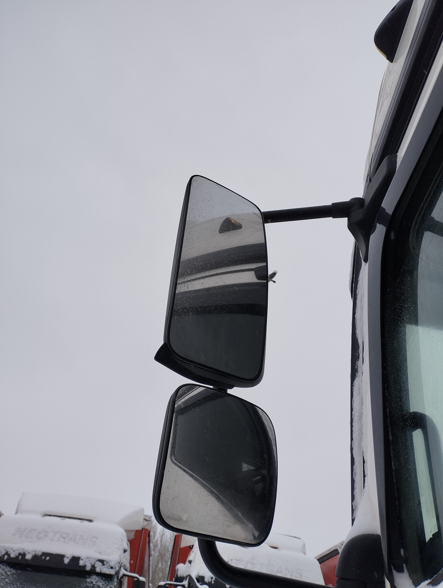 Седельный тягач КАМАЗ 5490-801-DC (газодизель) 2021 г. - фото 38