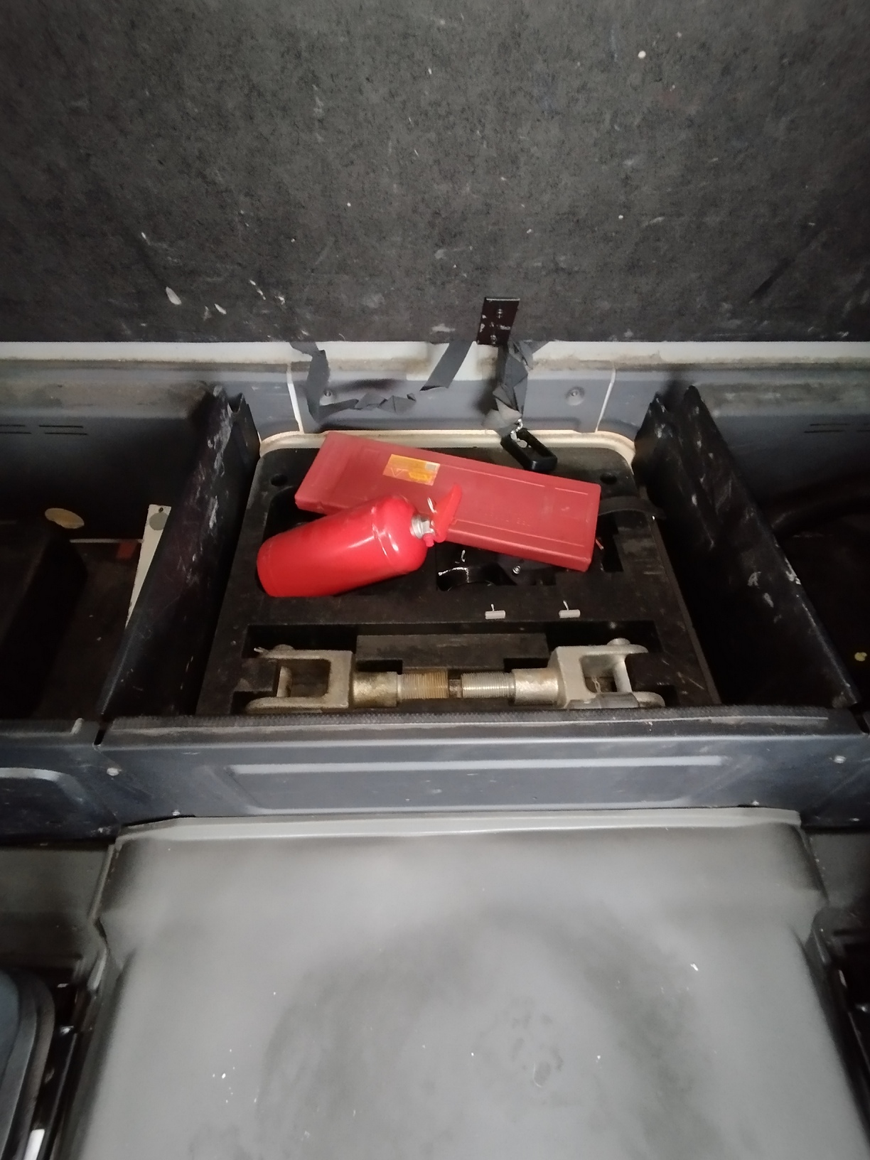 Седельный тягач КАМАЗ 5490-801-DC (газодизель) 2021 г. - фото 52