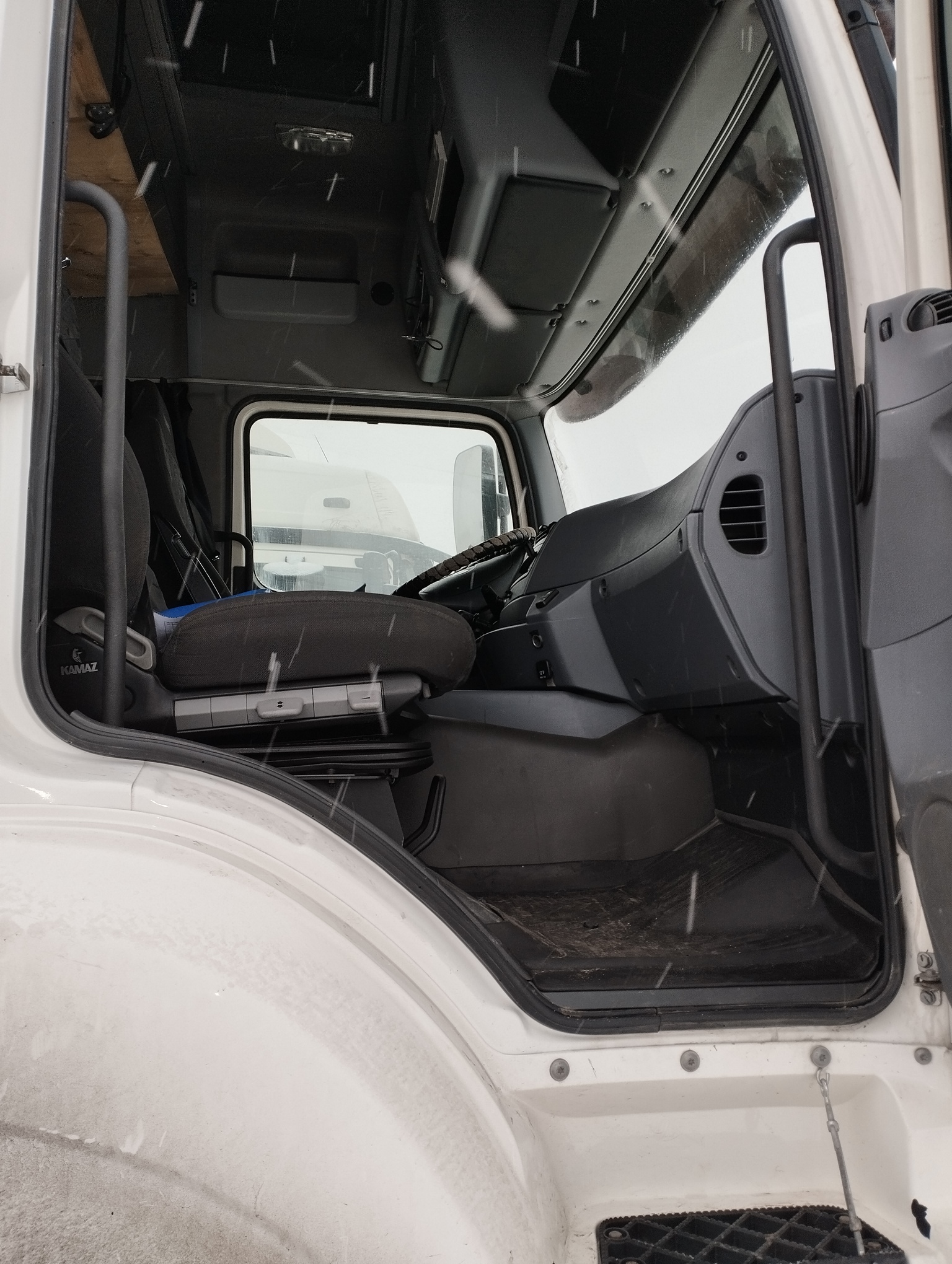 Седельный тягач КАМАЗ 5490-801-DC (газодизель) 2021 г. - фото 6