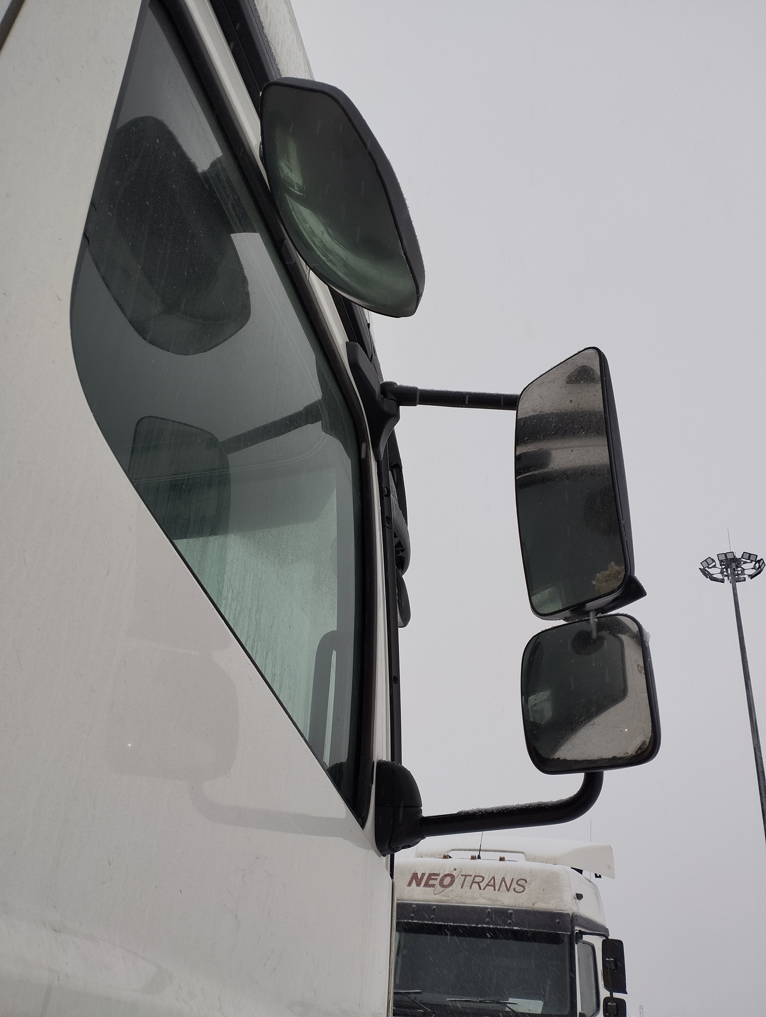 Седельный тягач КАМАЗ 5490-801-DC (газодизель) 2021 г. - фото 15