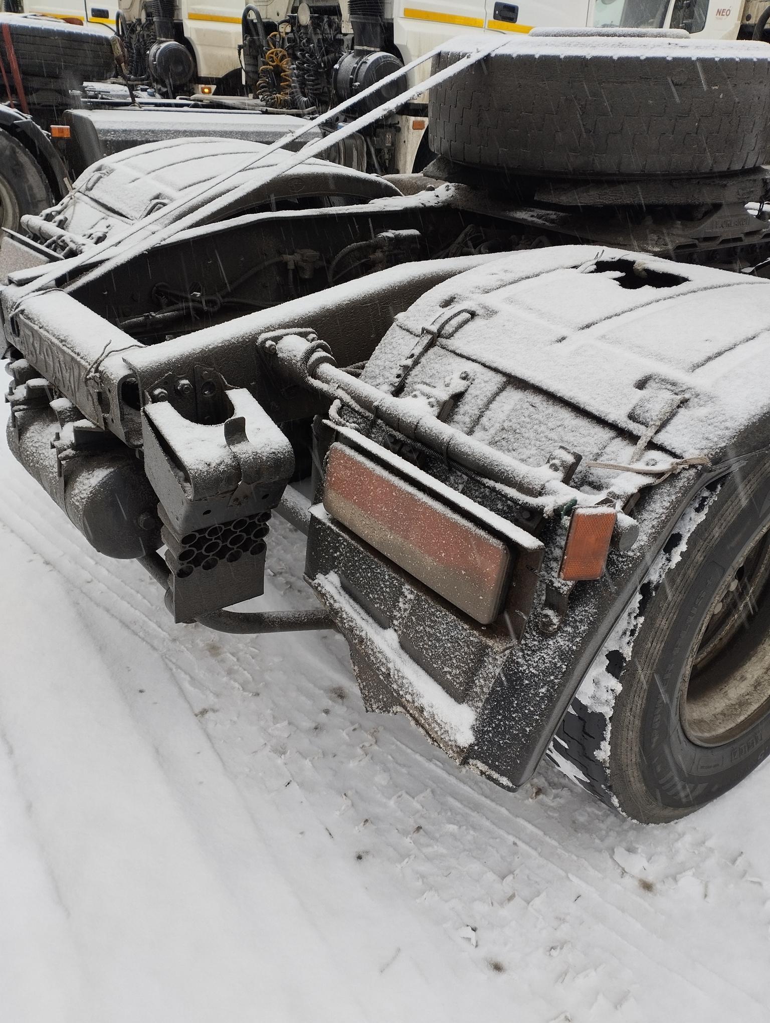 Седельный тягач КАМАЗ 5490-801-DC (газодизель) 2021 г. - фото 24