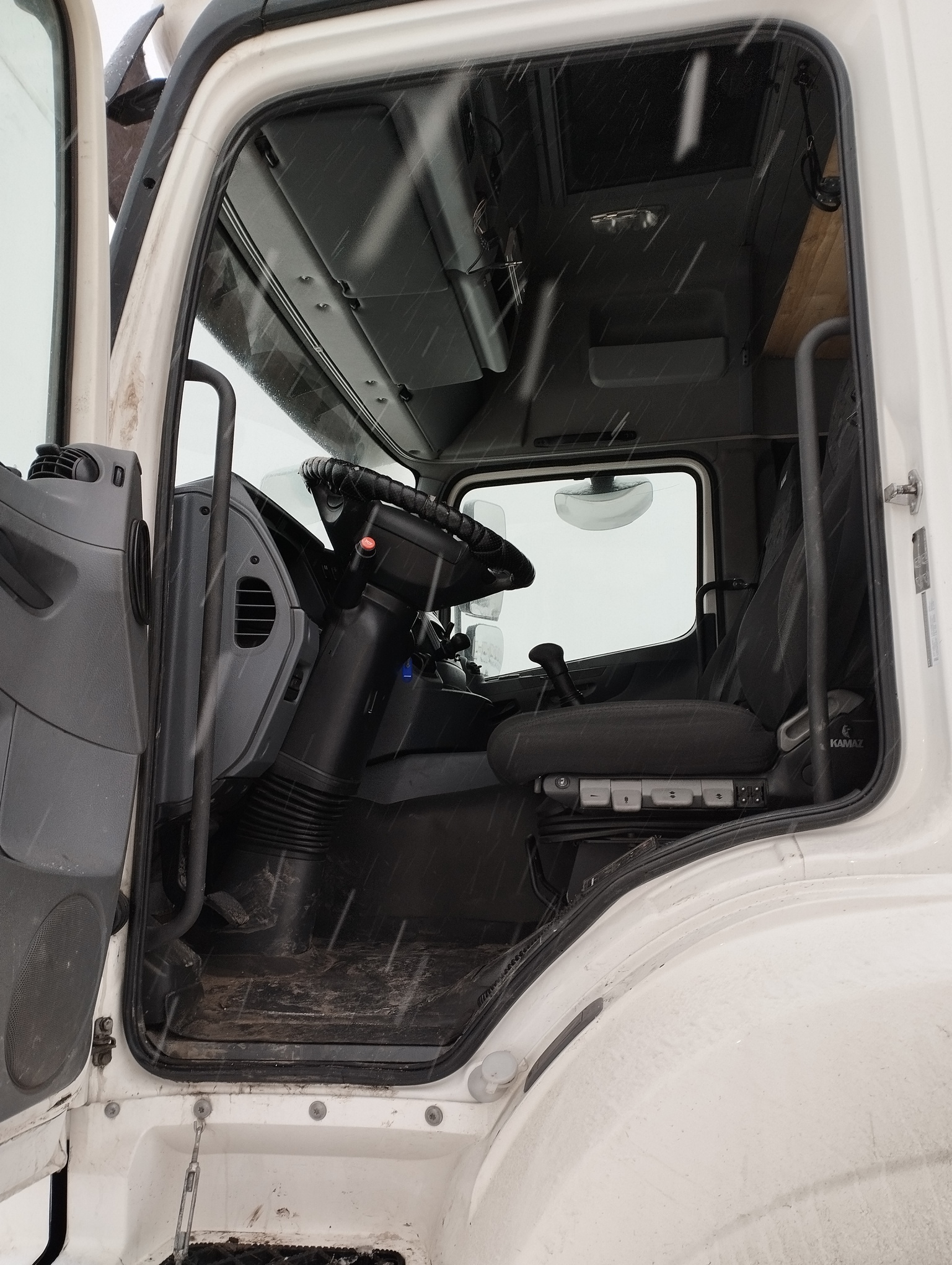 Седельный тягач КАМАЗ 5490-801-DC (газодизель) 2021 г. - фото 44