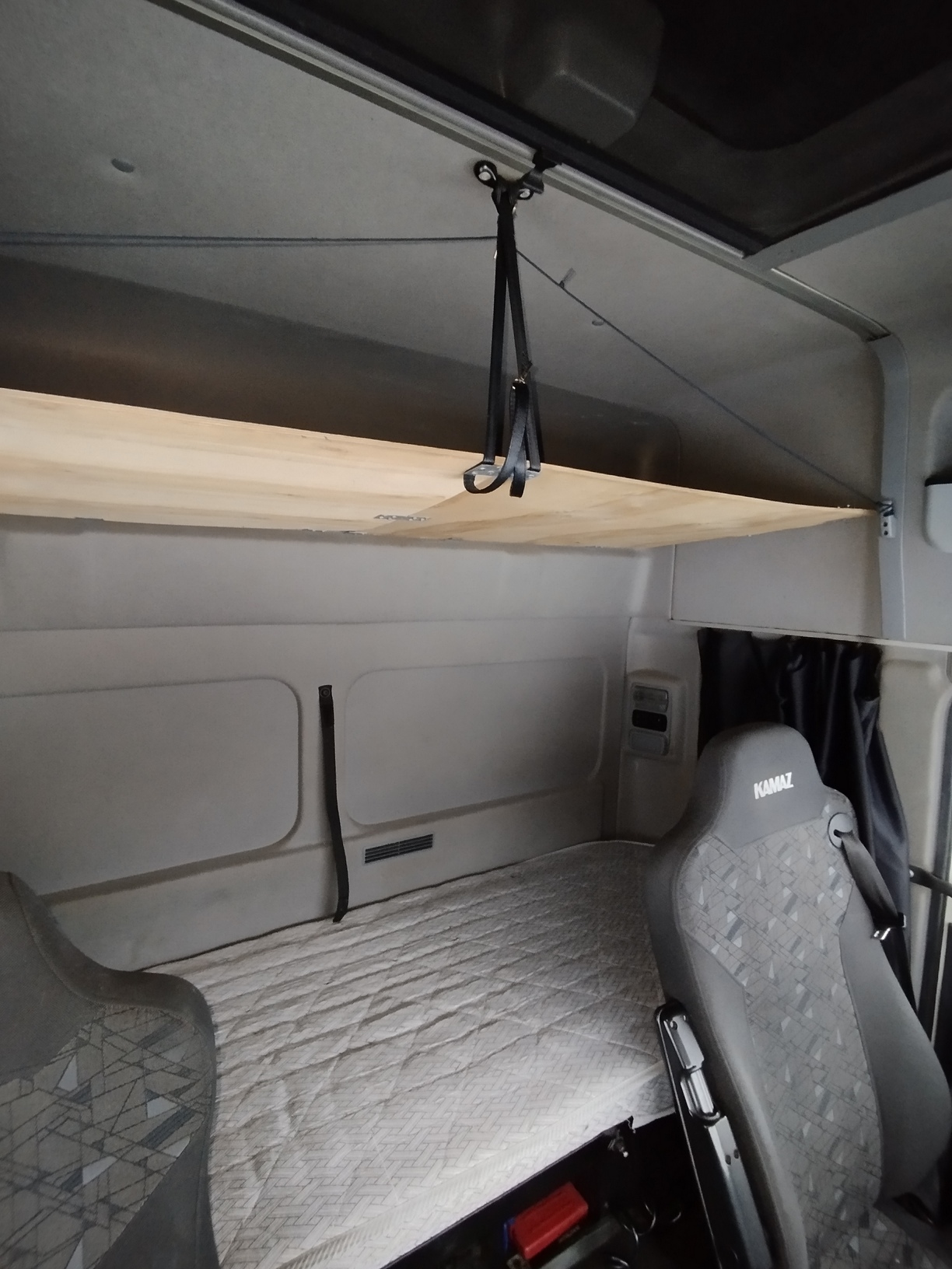 Седельный тягач КАМАЗ 5490-801-DC (газодизель) 2021 г. - фото 58