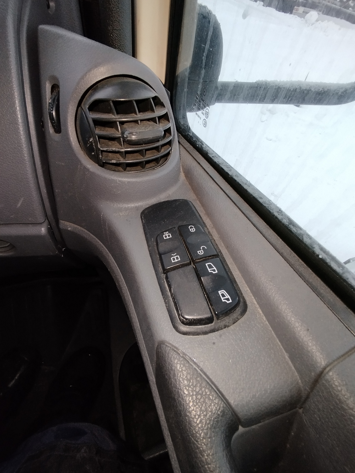 Седельный тягач КАМАЗ 5490-801-DC (газодизель) 2021 г. - фото 59