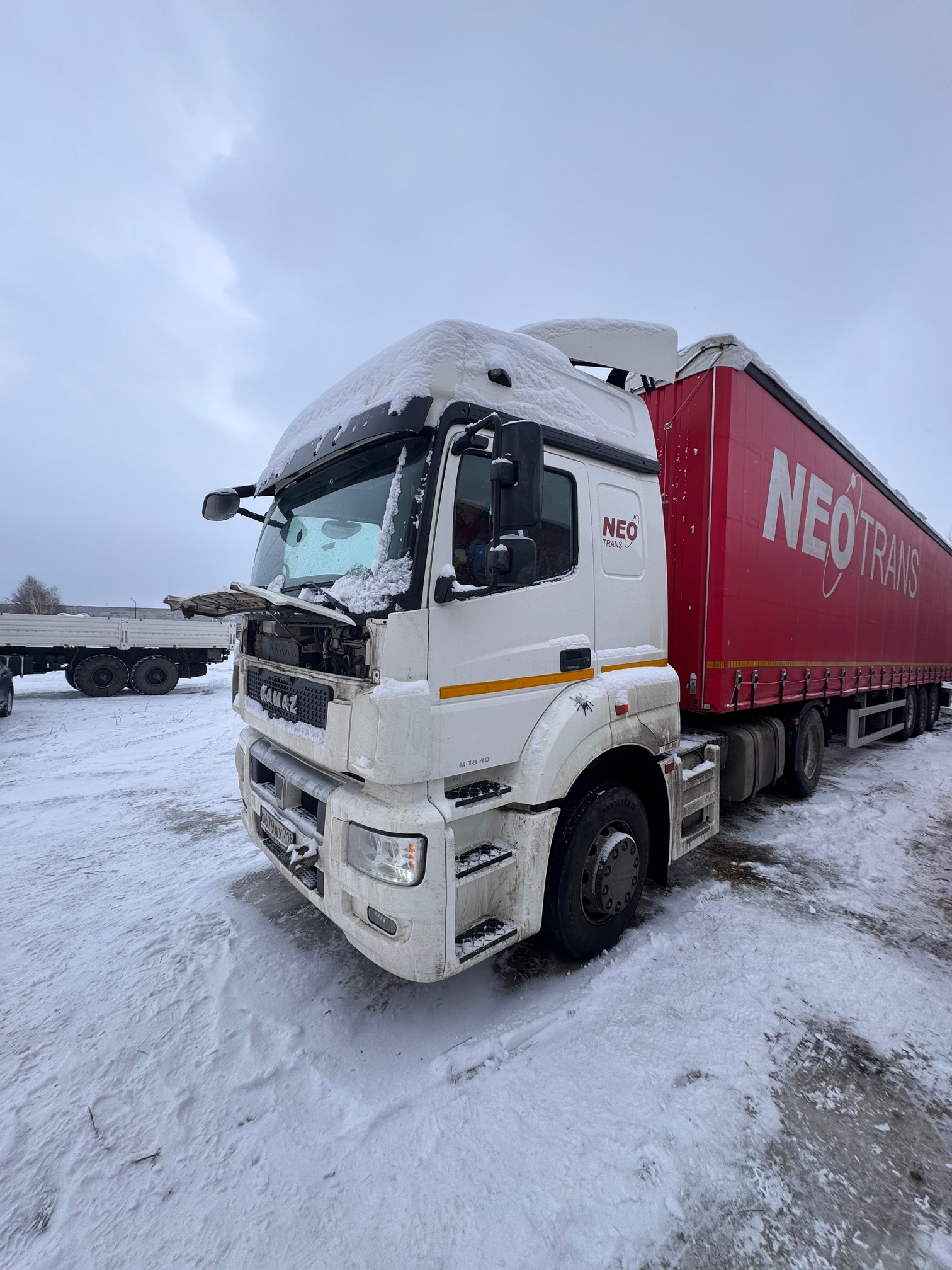 Седельный тягач КАМАЗ 5490-801-DC (газодизель) 2021 г. - фото 26