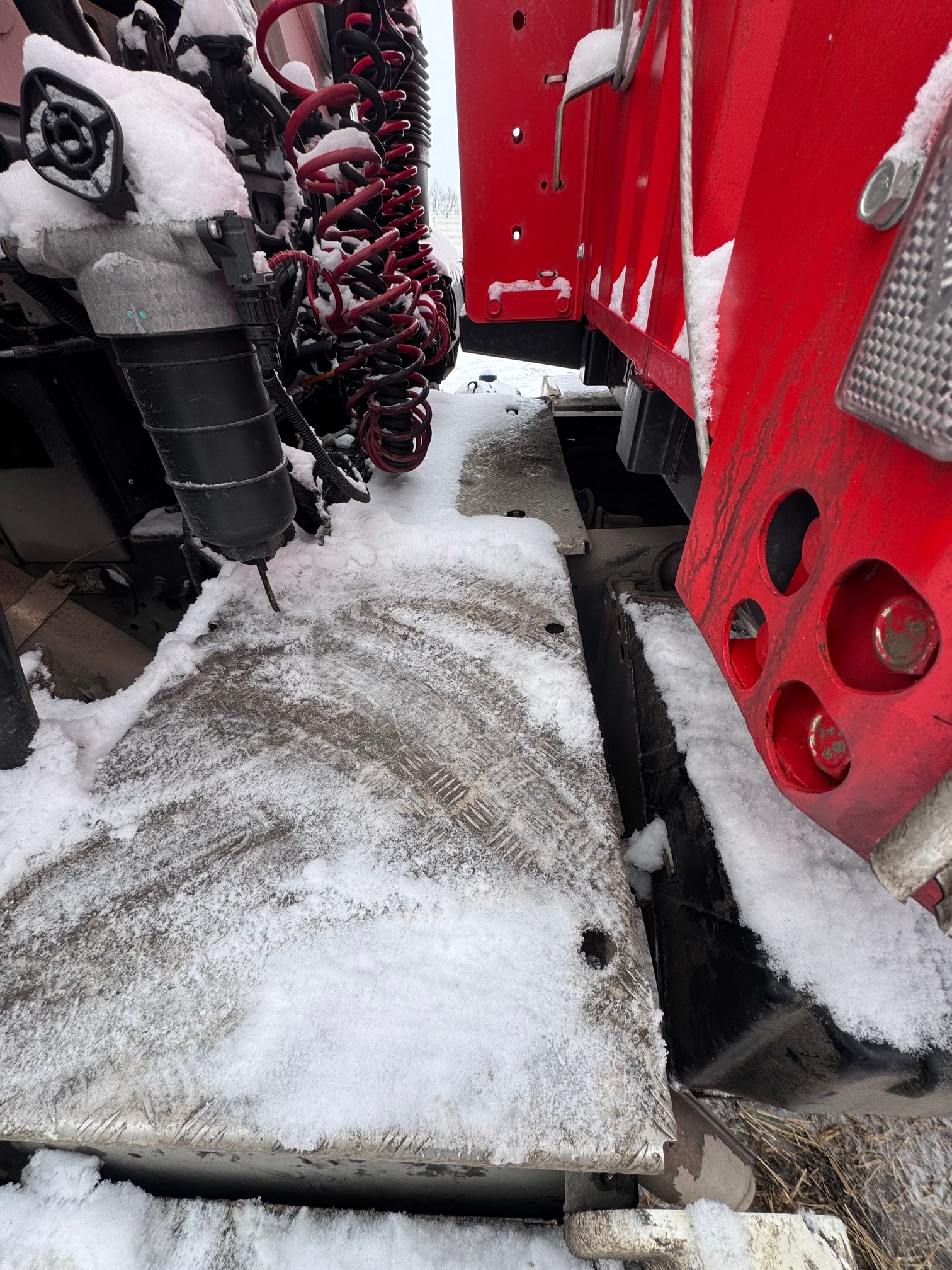 Седельный тягач КАМАЗ 5490-801-DC (газодизель) 2021 г. - фото 38