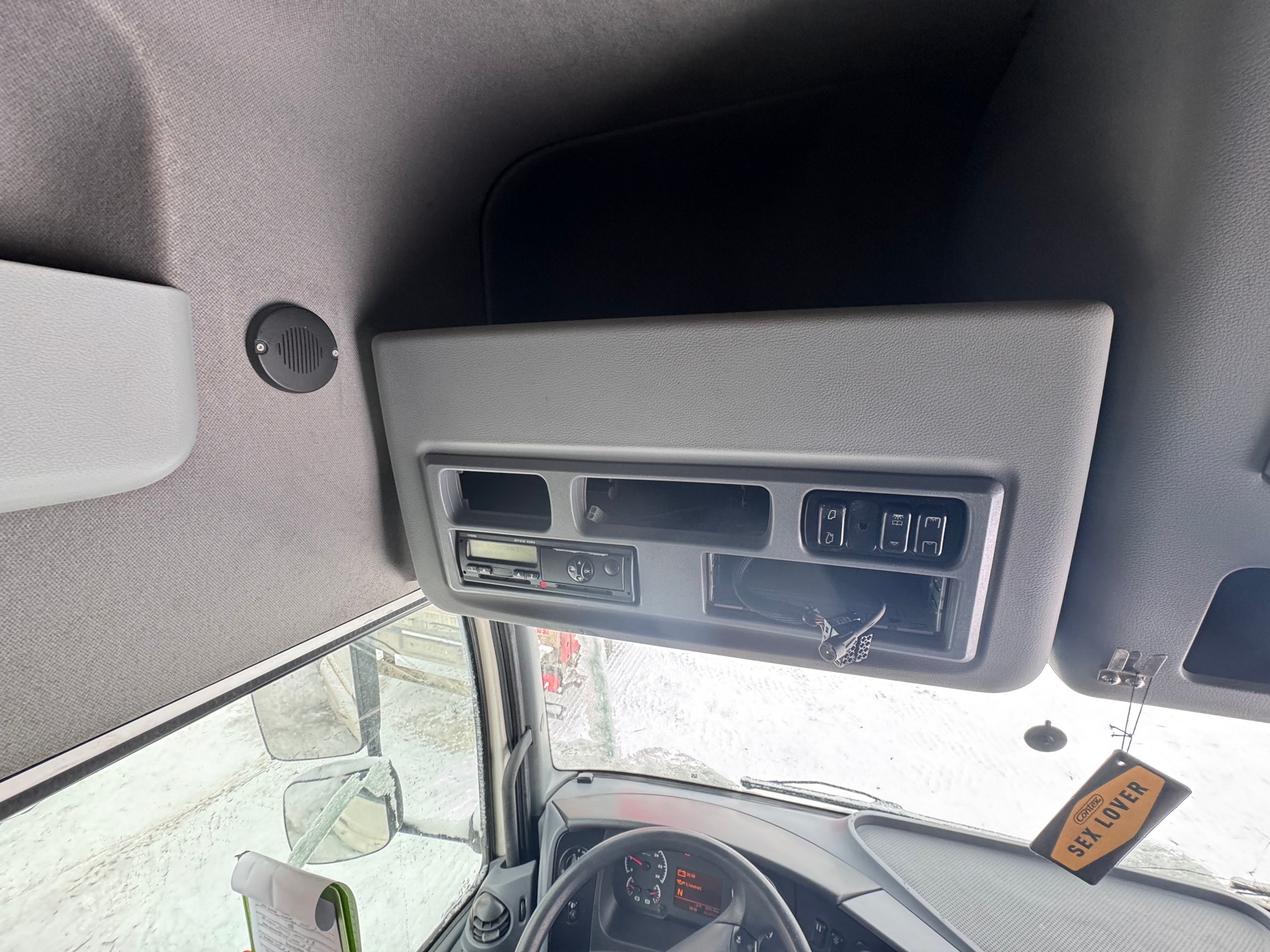 Седельный тягач КАМАЗ 5490-801-DC (газодизель) 2021 г. - фото 44