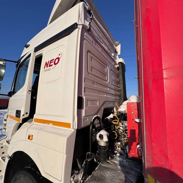 Седельный тягач КАМАЗ 5490-801-DC (газодизель) 2021 г. - фото 30