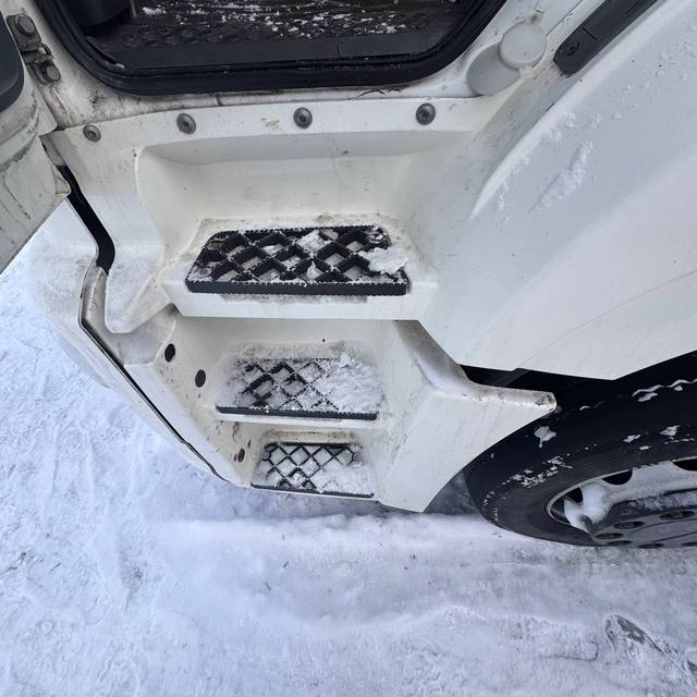 Седельный тягач КАМАЗ 5490-801-DC (газодизель) 2021 г. - фото 36