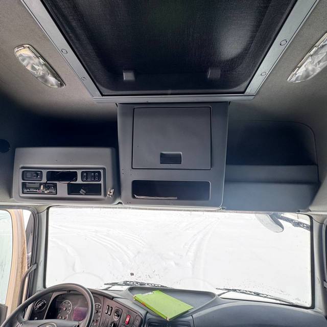 Седельный тягач КАМАЗ 5490-801-DC (газодизель) 2021 г. - фото 42