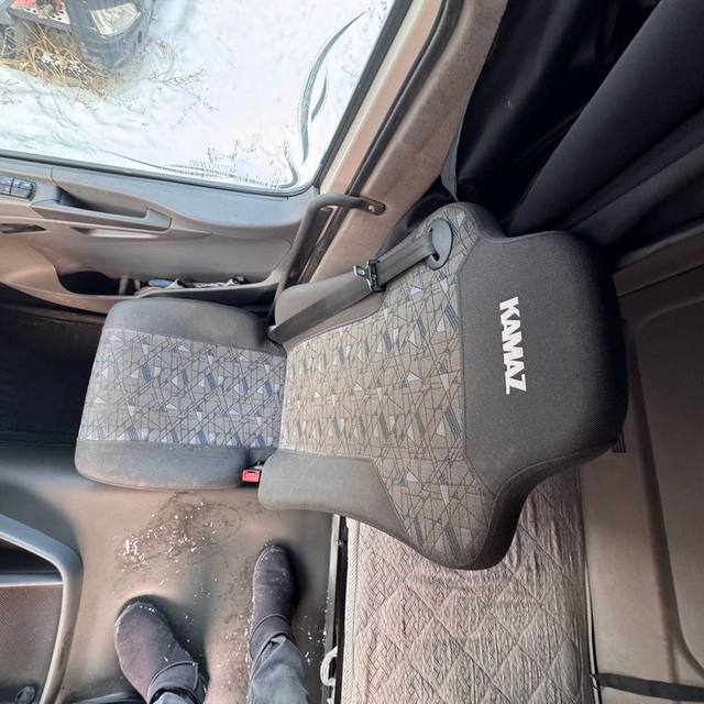 Седельный тягач КАМАЗ 5490-801-DC (газодизель) 2021 г. - фото 32