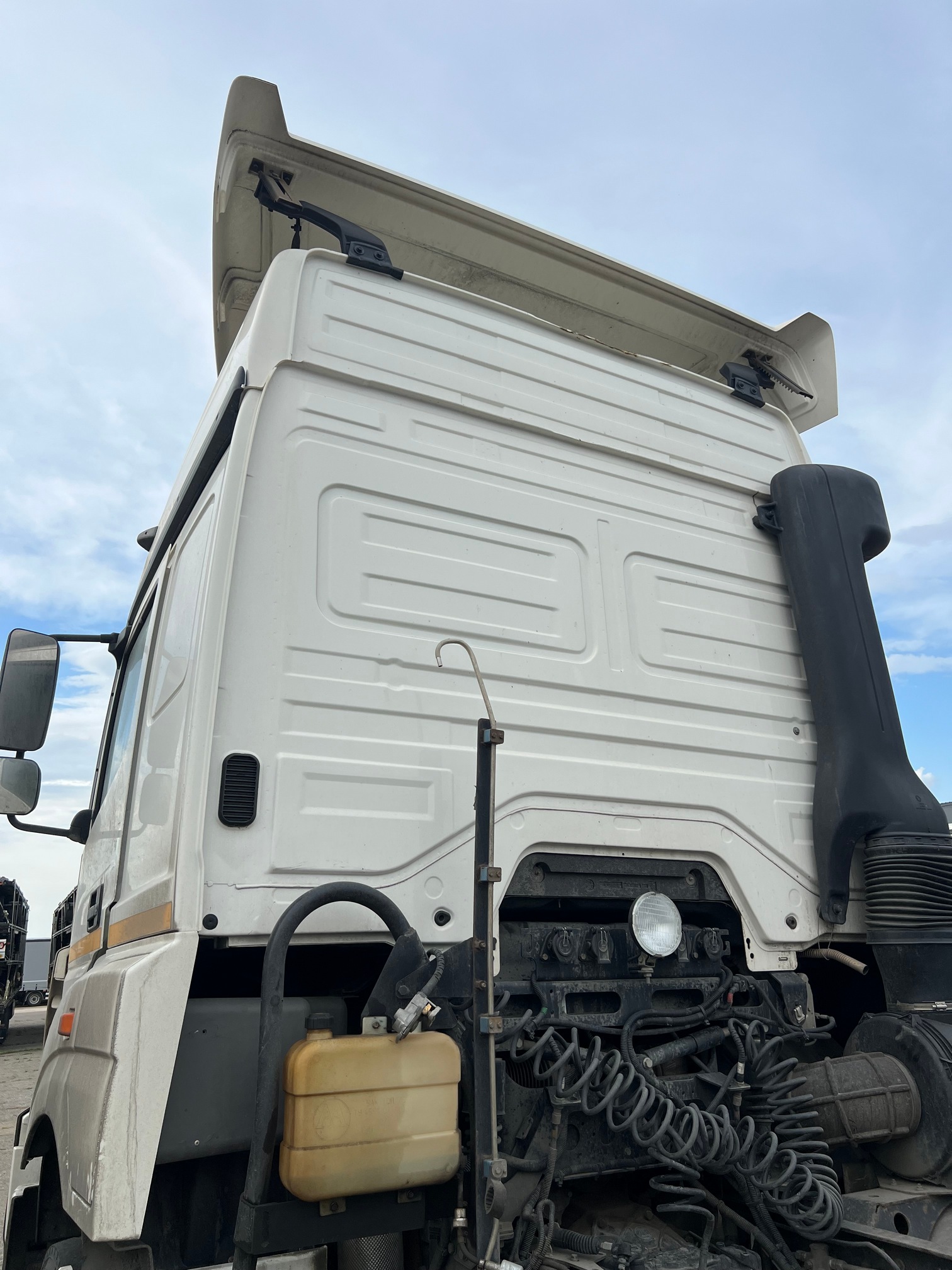 Седельный тягач КАМАЗ 5490-80802-90(5P) (СПГ) 2021 г. - фото 10