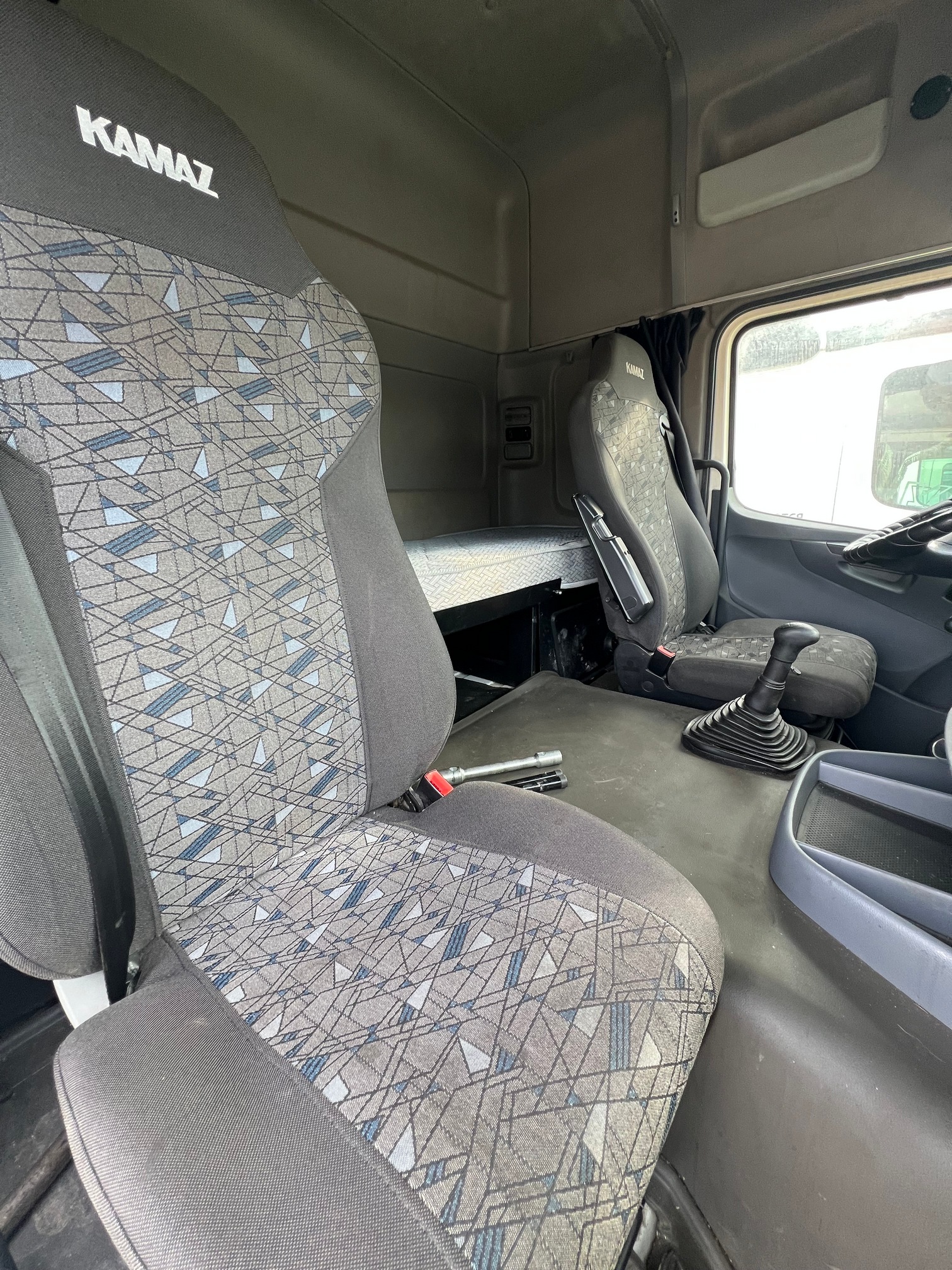 Седельный тягач КАМАЗ 5490-80802-90(5P) (СПГ) 2021 г. - фото 17