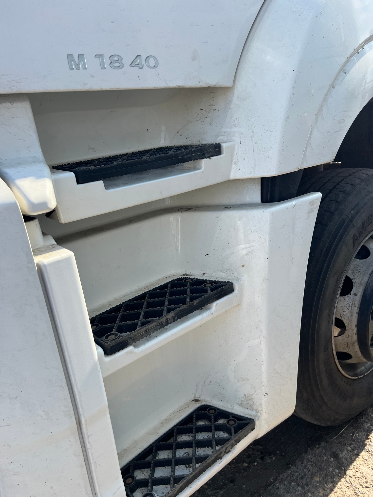 Седельный тягач КАМАЗ 5490-80802-90(5P) (СПГ) 2021 г. - фото 9