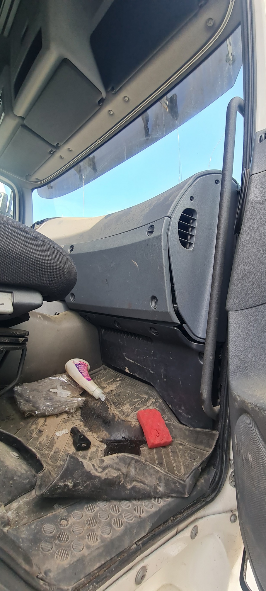 Седельный тягач КАМАЗ 5490-80802-90(5P) (СПГ) 2021 г. - фото 11