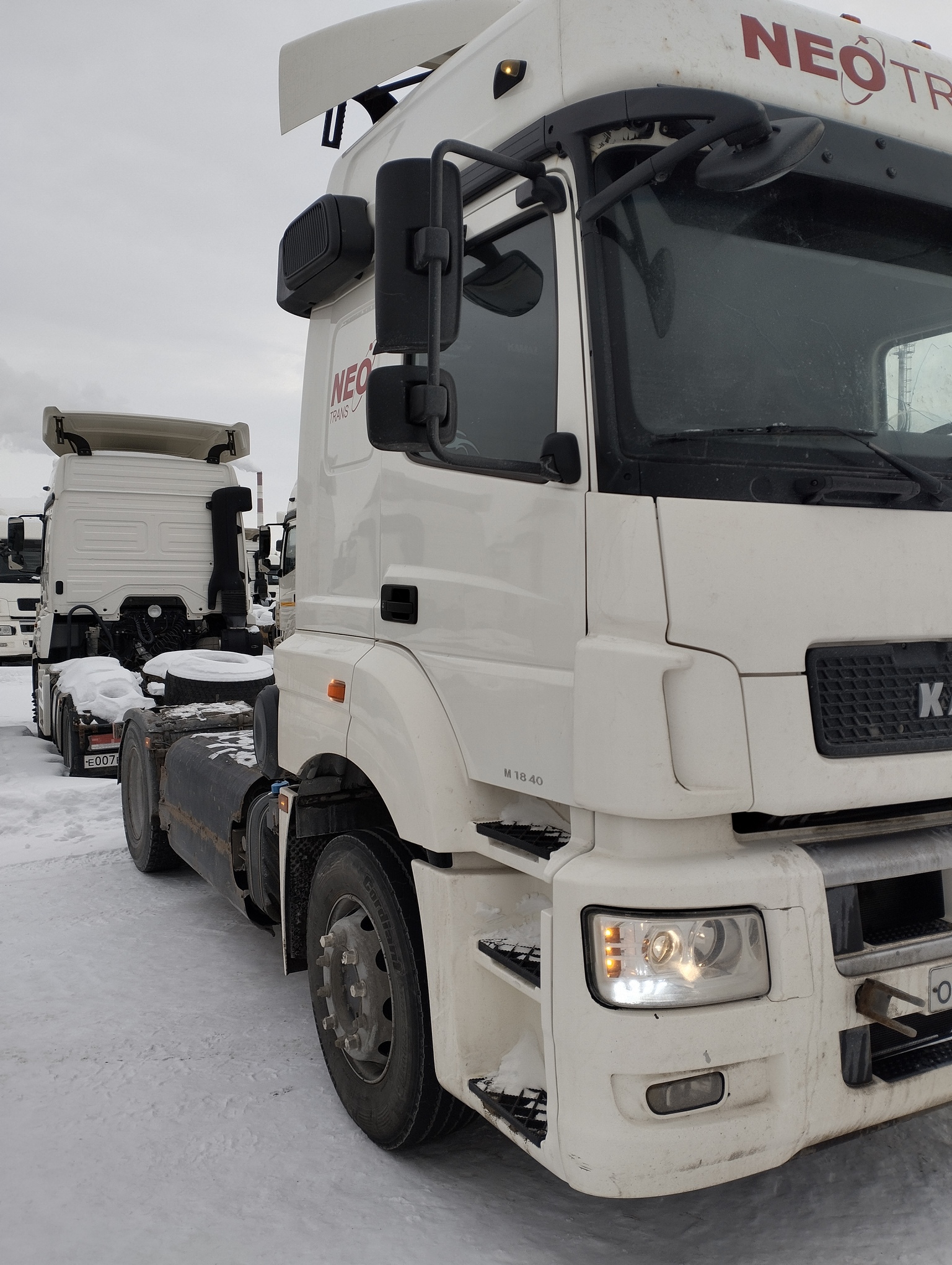 Седельный тягач КАМАЗ 5490-801-DC (газодизель) 2021 г. - фото 8