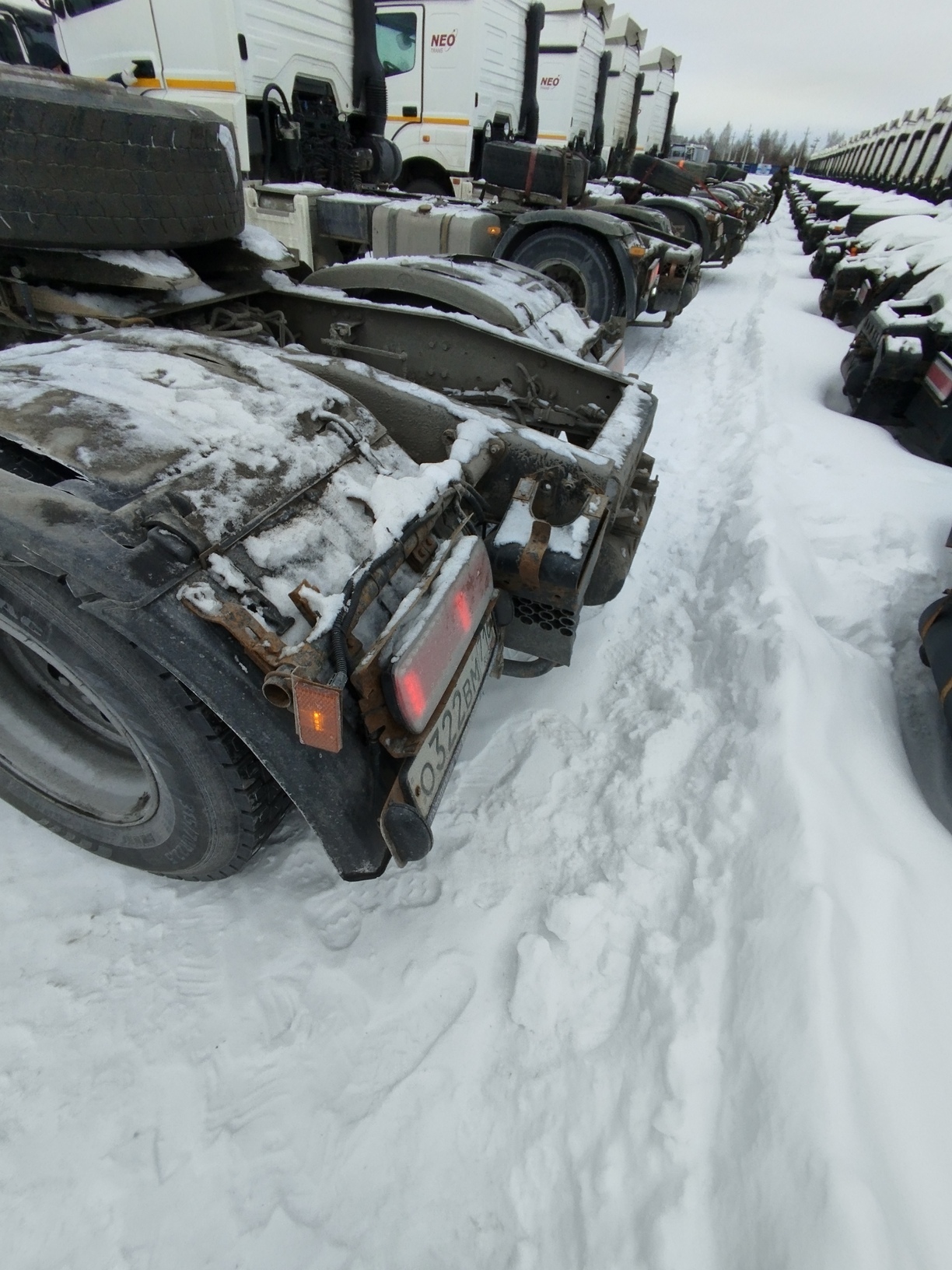 Седельный тягач КАМАЗ 5490-801-DC (газодизель) 2021 г. - фото 23