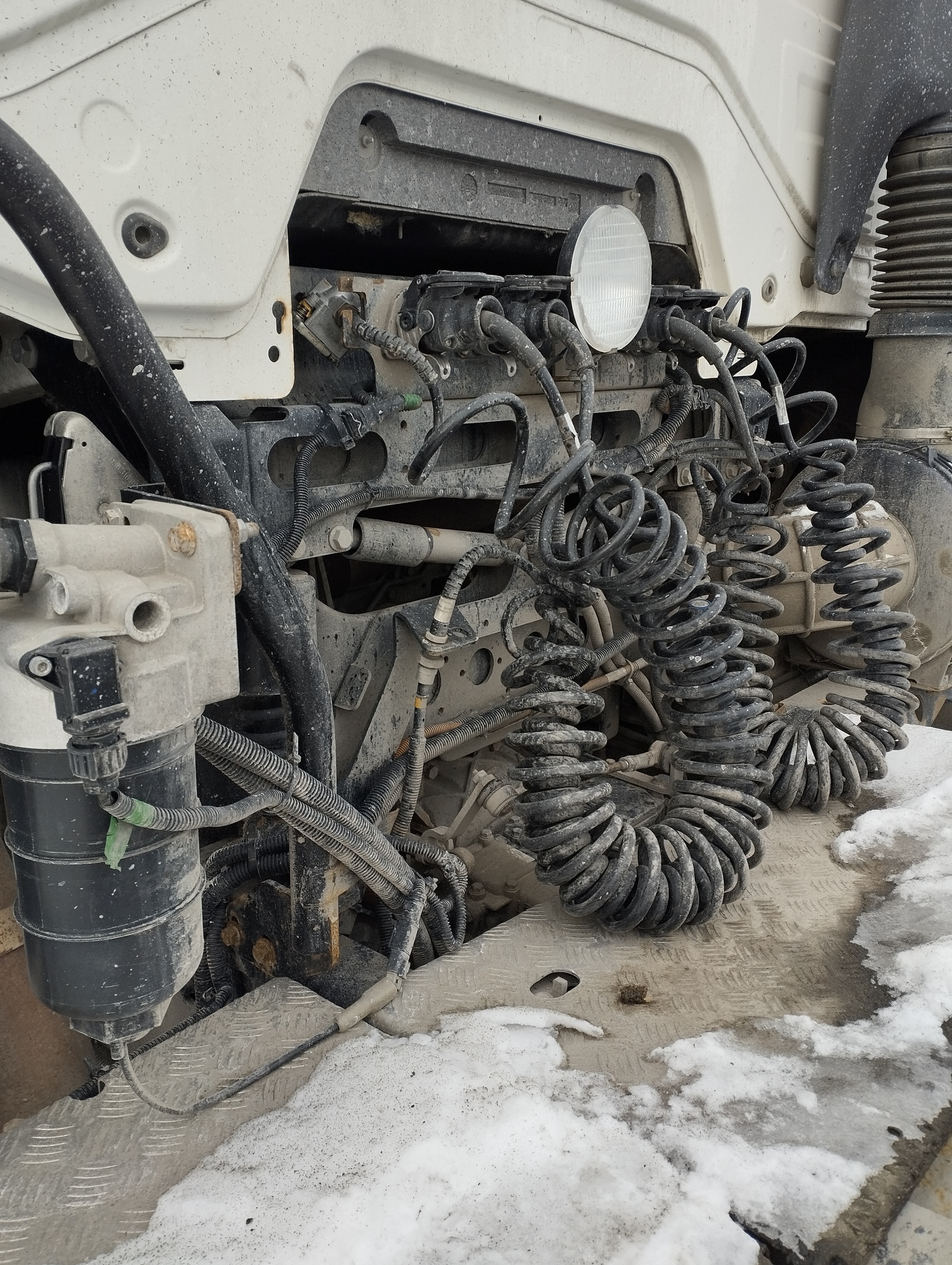 Седельный тягач КАМАЗ 5490-801-DC (газодизель) 2021 г. - фото 30