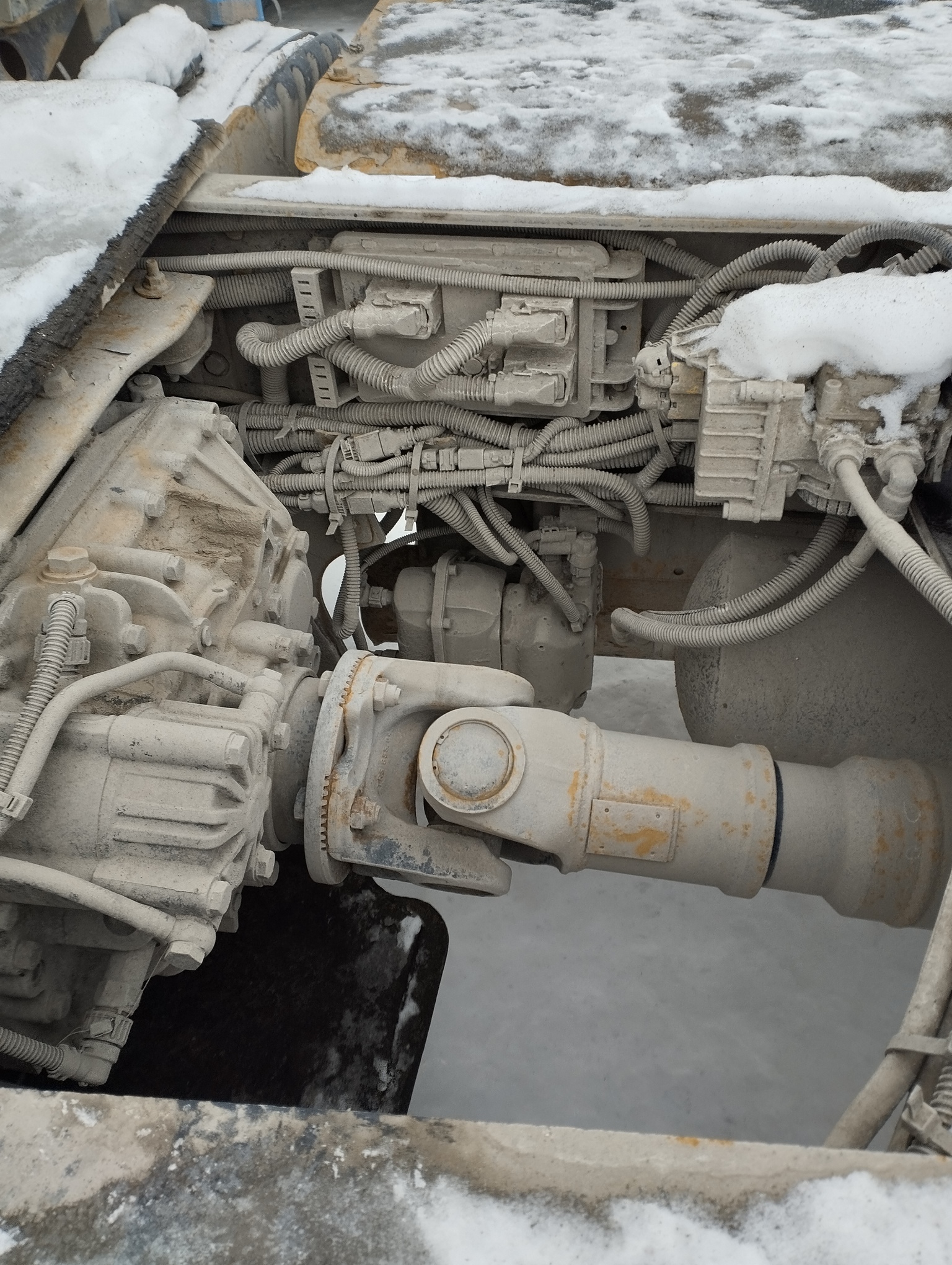 Седельный тягач КАМАЗ 5490-801-DC (газодизель) 2021 г. - фото 33