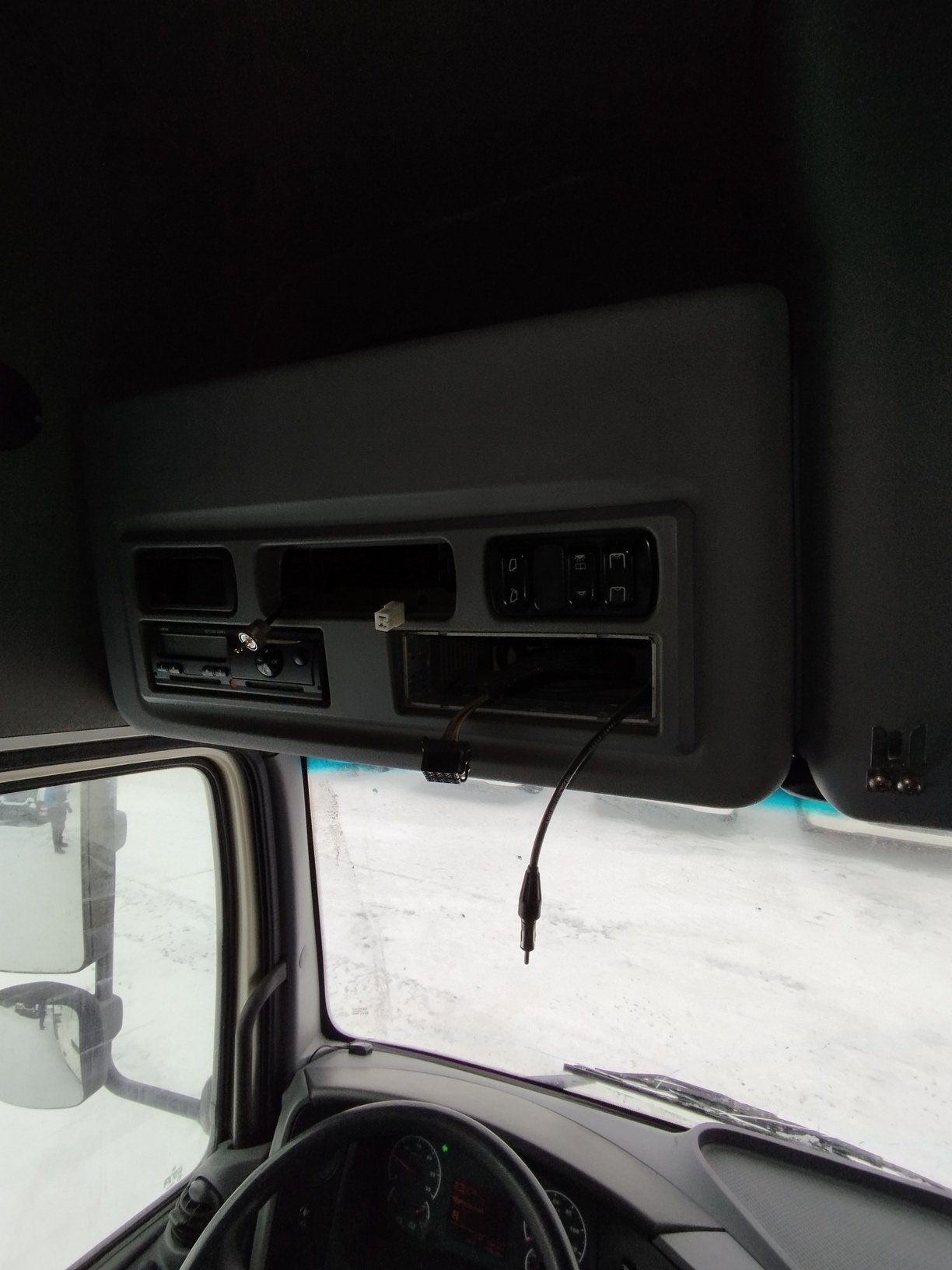 Седельный тягач КАМАЗ 5490-801-DC (газодизель) 2021 г. - фото 49