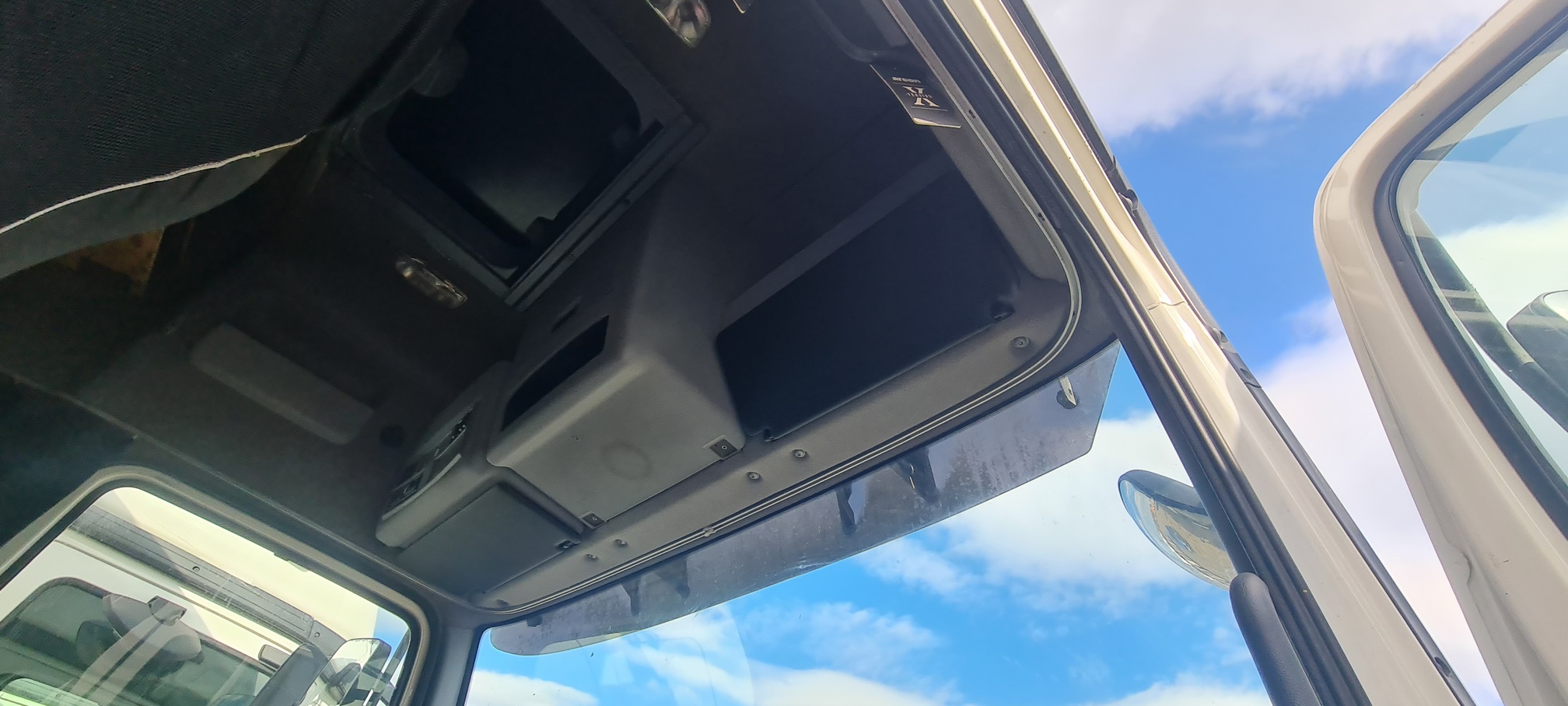 Седельный тягач КАМАЗ 5490-80802-90(5P) (СПГ) 2021 г. - фото 9