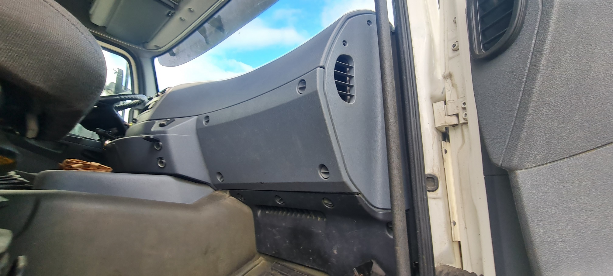 Седельный тягач КАМАЗ 5490-80802-90(5P) (СПГ) 2021 г. - фото 10