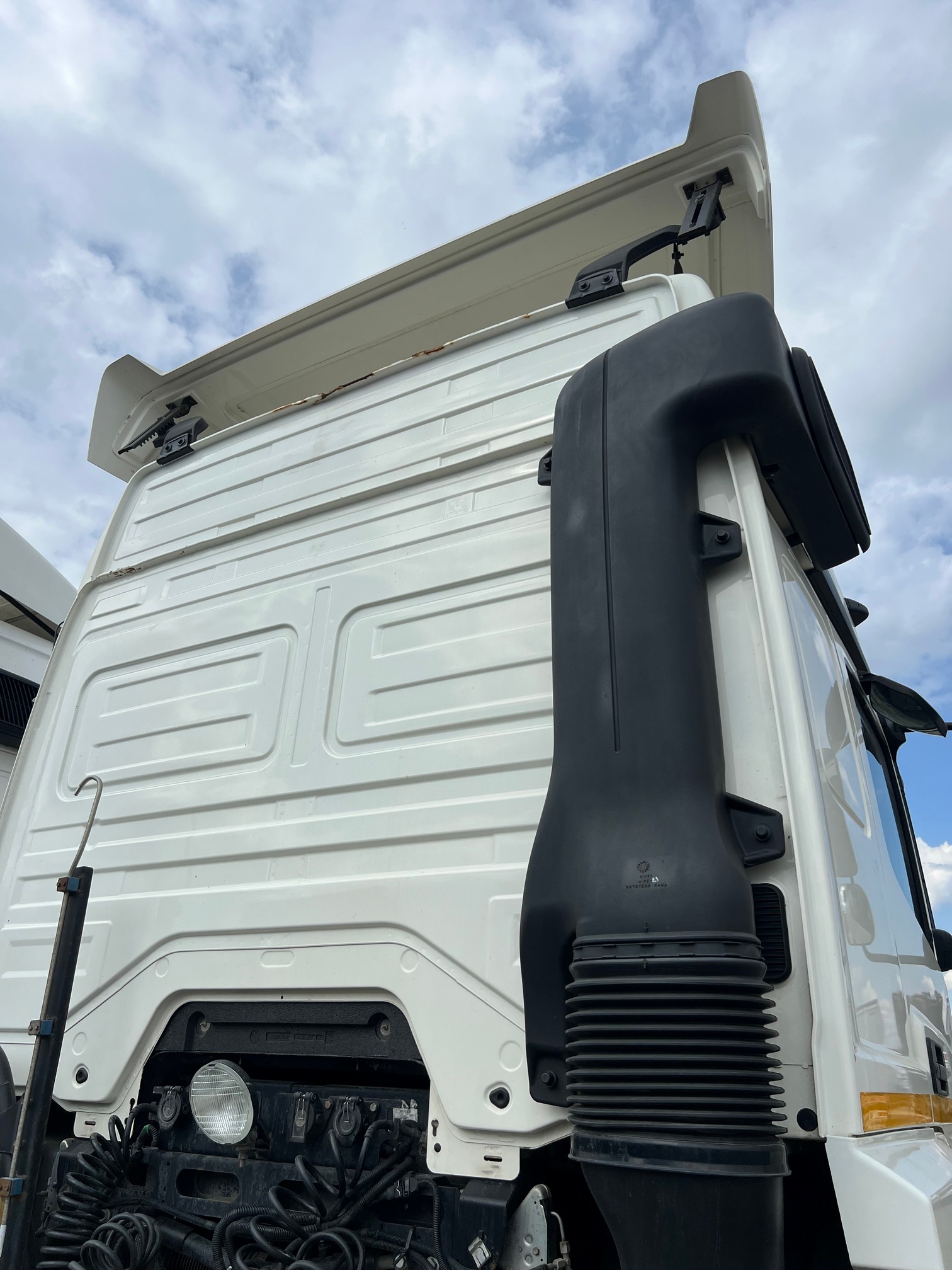 Седельный тягач КАМАЗ 5490-80802-90(5P) (СПГ) 2021 г. - фото 15