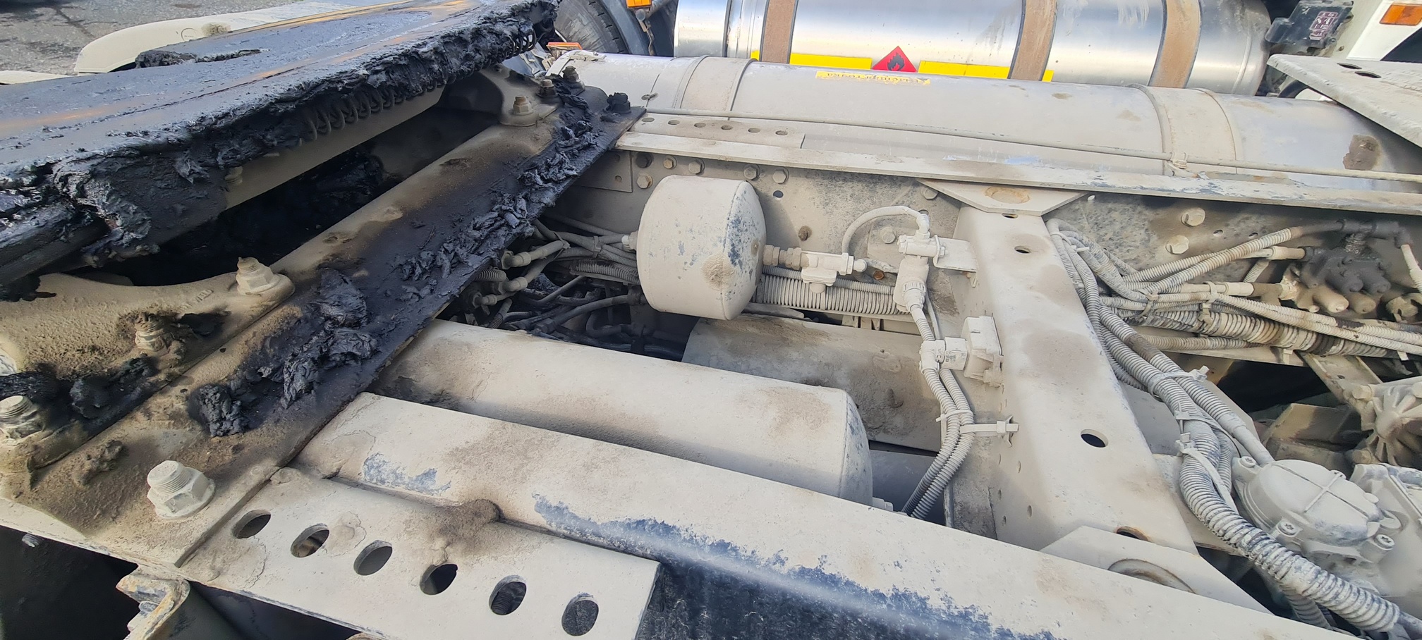 Седельный тягач КАМАЗ 5490-80802-90(5P) (СПГ) 2021 г. - фото 17