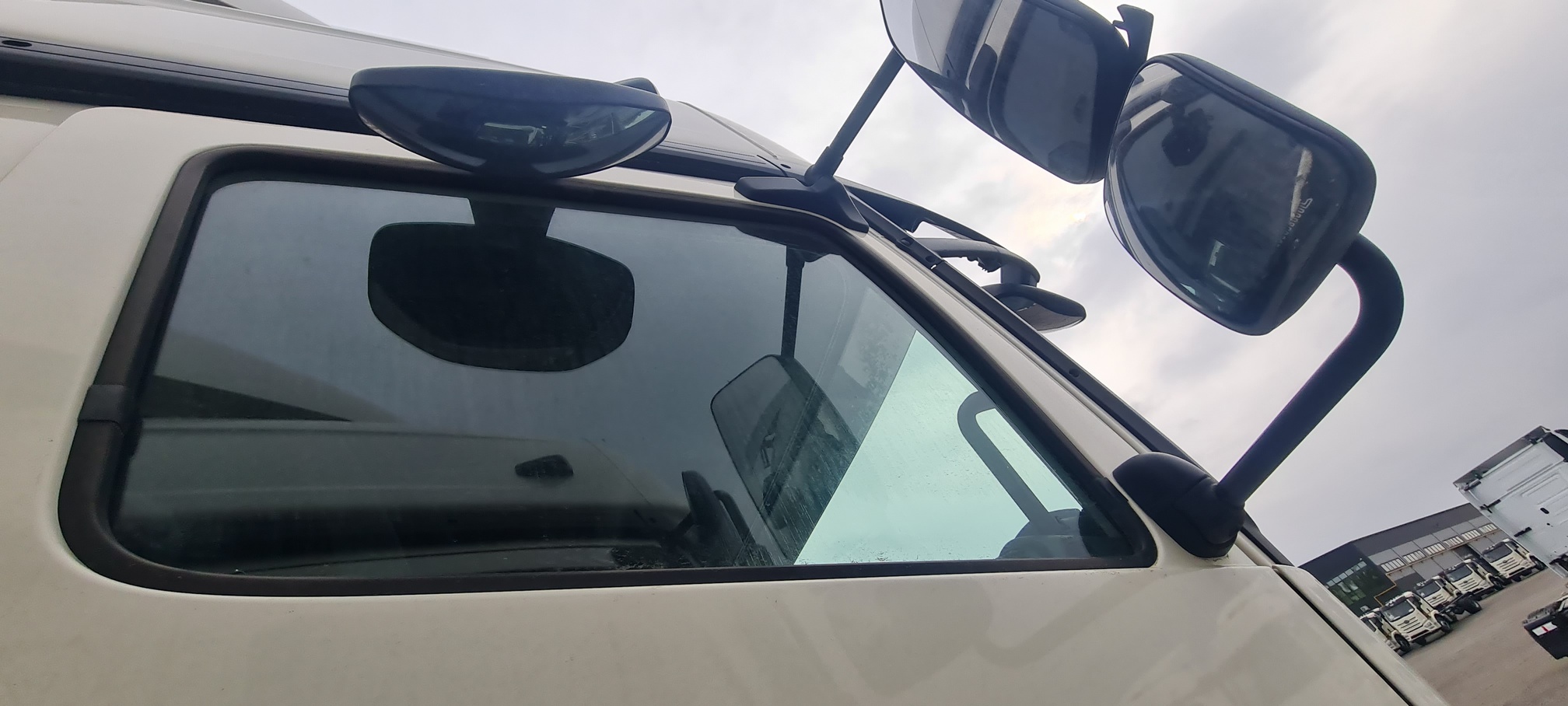 Седельный тягач КАМАЗ 5490-80802-90(5P) (СПГ) 2021 г. - фото 7