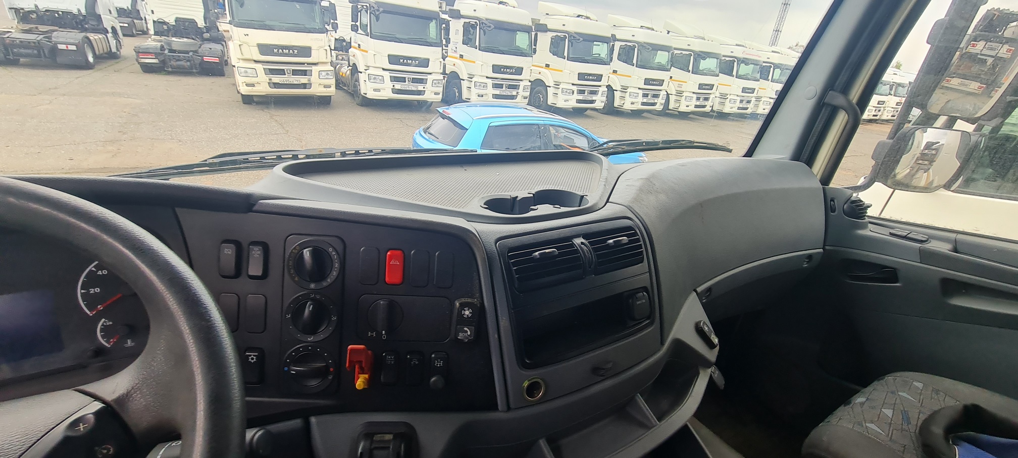 Седельный тягач КАМАЗ 5490-80802-90(5P) (СПГ) 2021 г. - фото 42