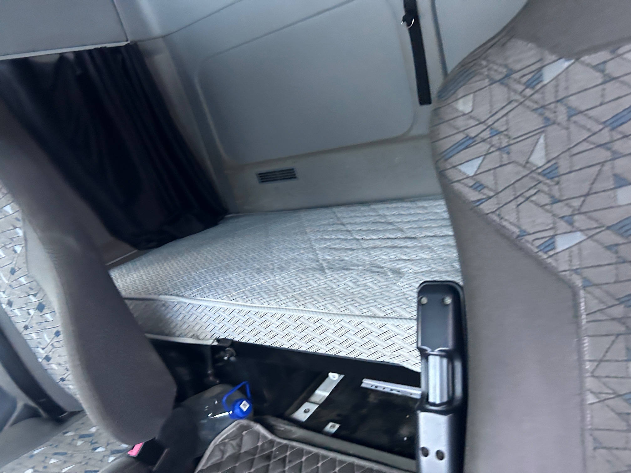 Седельный тягач КАМАЗ 5490-80802-90(5P) (СПГ) 2022 г. - фото 19