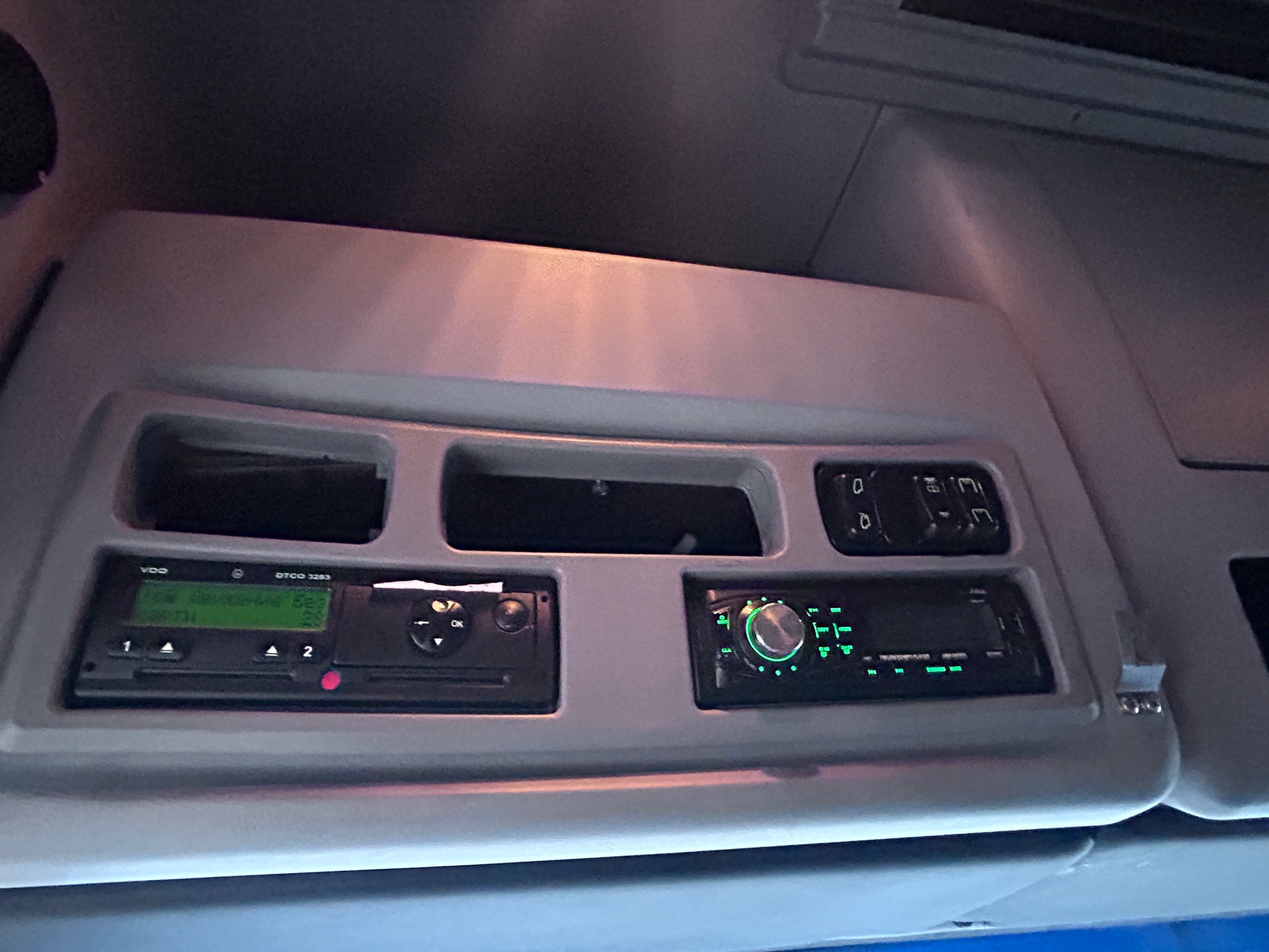 Седельный тягач КАМАЗ 5490-80802-90(5P) (СПГ) 2022 г. - фото 23