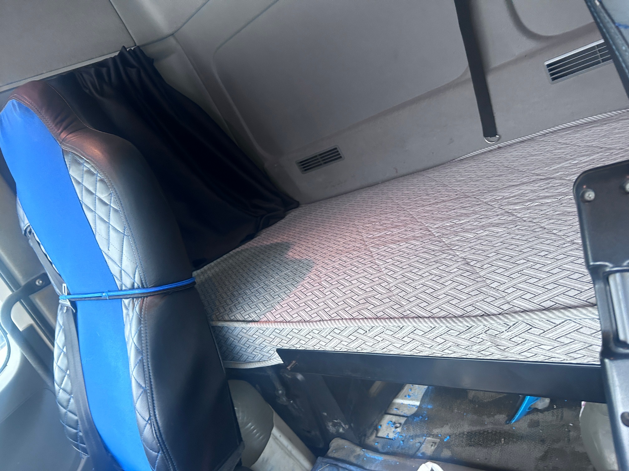 Седельный тягач КАМАЗ 5490-80802-90(5P) (СПГ) 2022 г. - фото 26