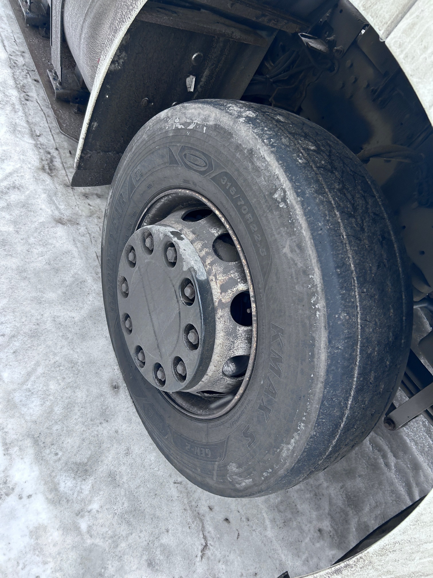 Седельный тягач КАМАЗ 5490-80802-90(5P) (СПГ) 2022 г. - фото 9