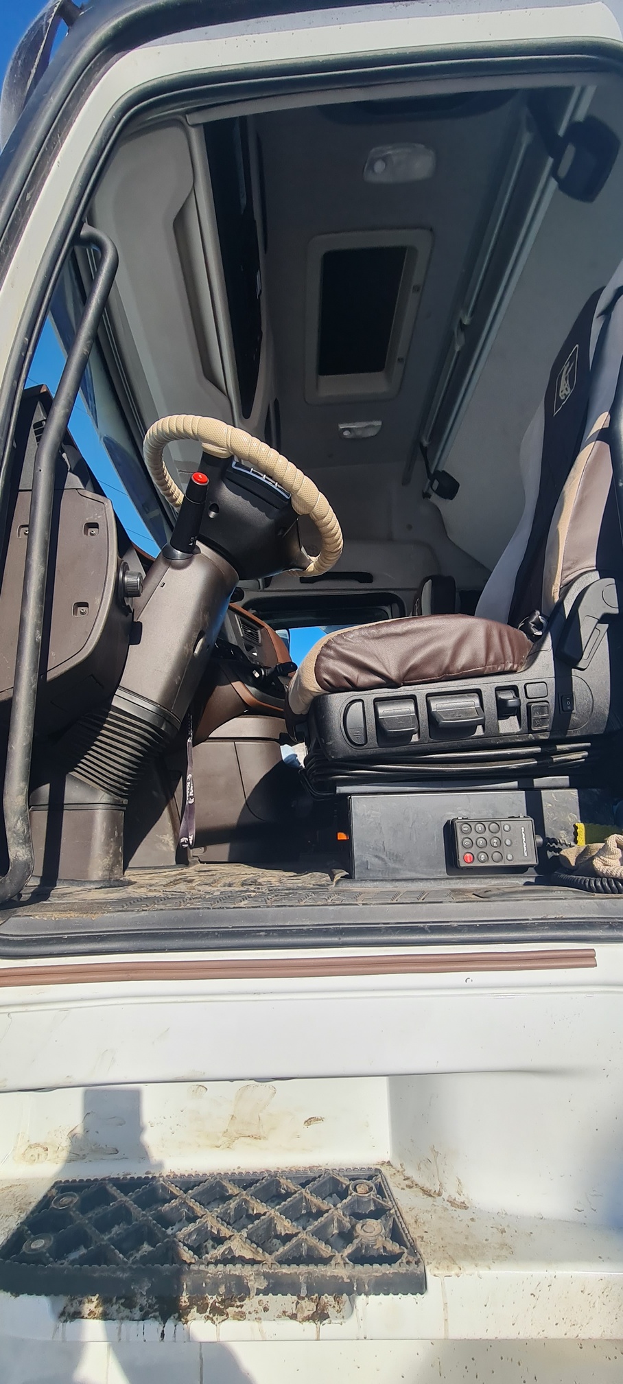 Седельный тягач КАМАЗ 54901-014-94 2022 г. - фото 37