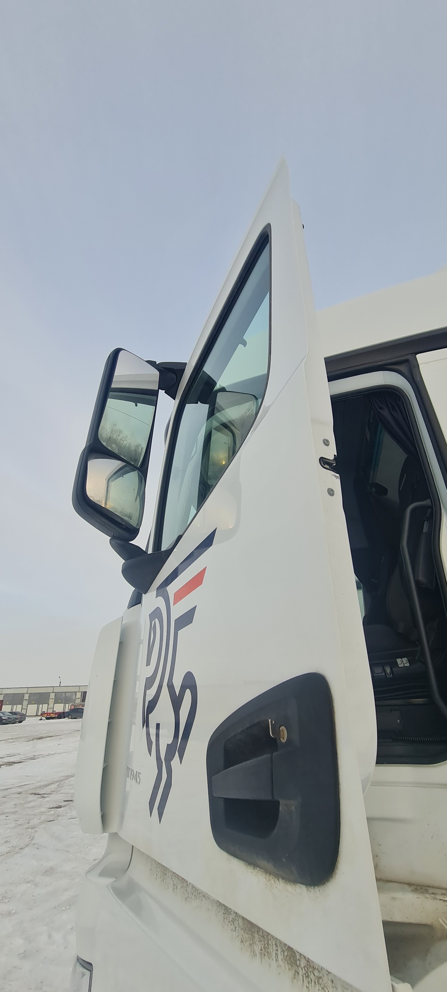 Седельный тягач КАМАЗ 54901-014-94 2022 г. - фото 8