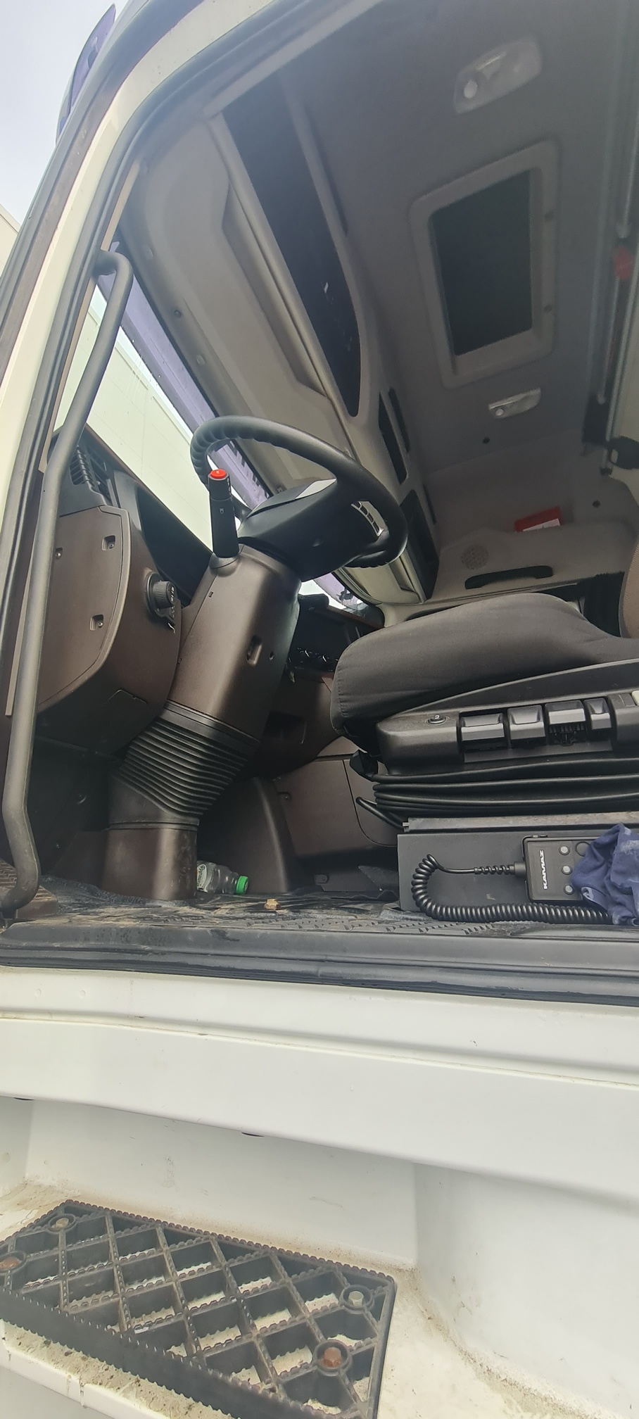 Седельный тягач КАМАЗ 54901-014-94 2022 г. - фото 26