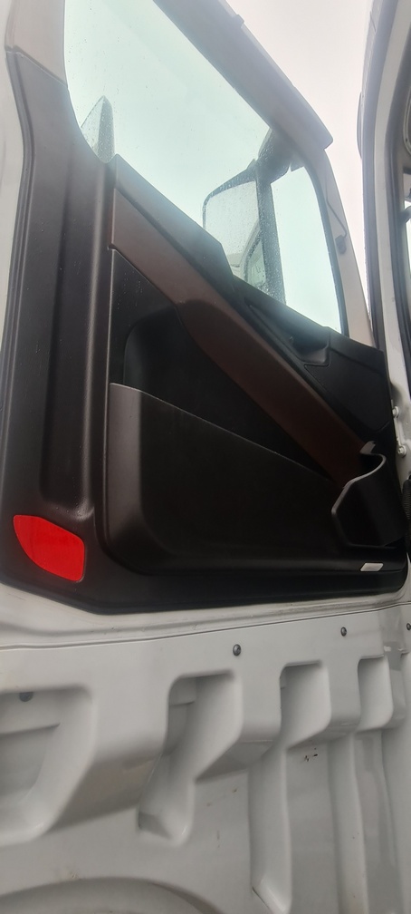 Седельный тягач КАМАЗ 54901-014-94 2022 г. - фото 18