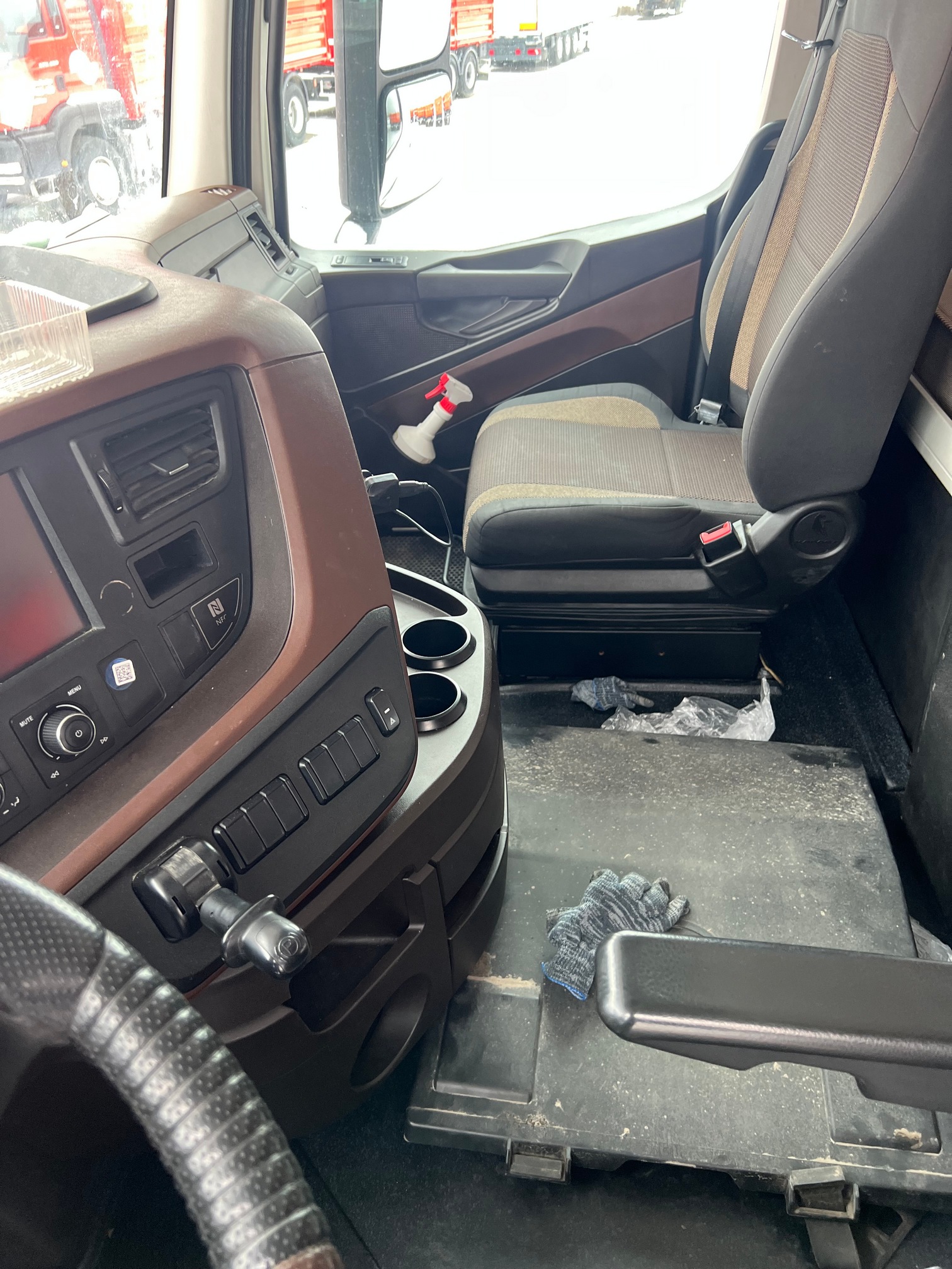 Седельный тягач КАМАЗ 54901-014-94 2022 г. - фото 17