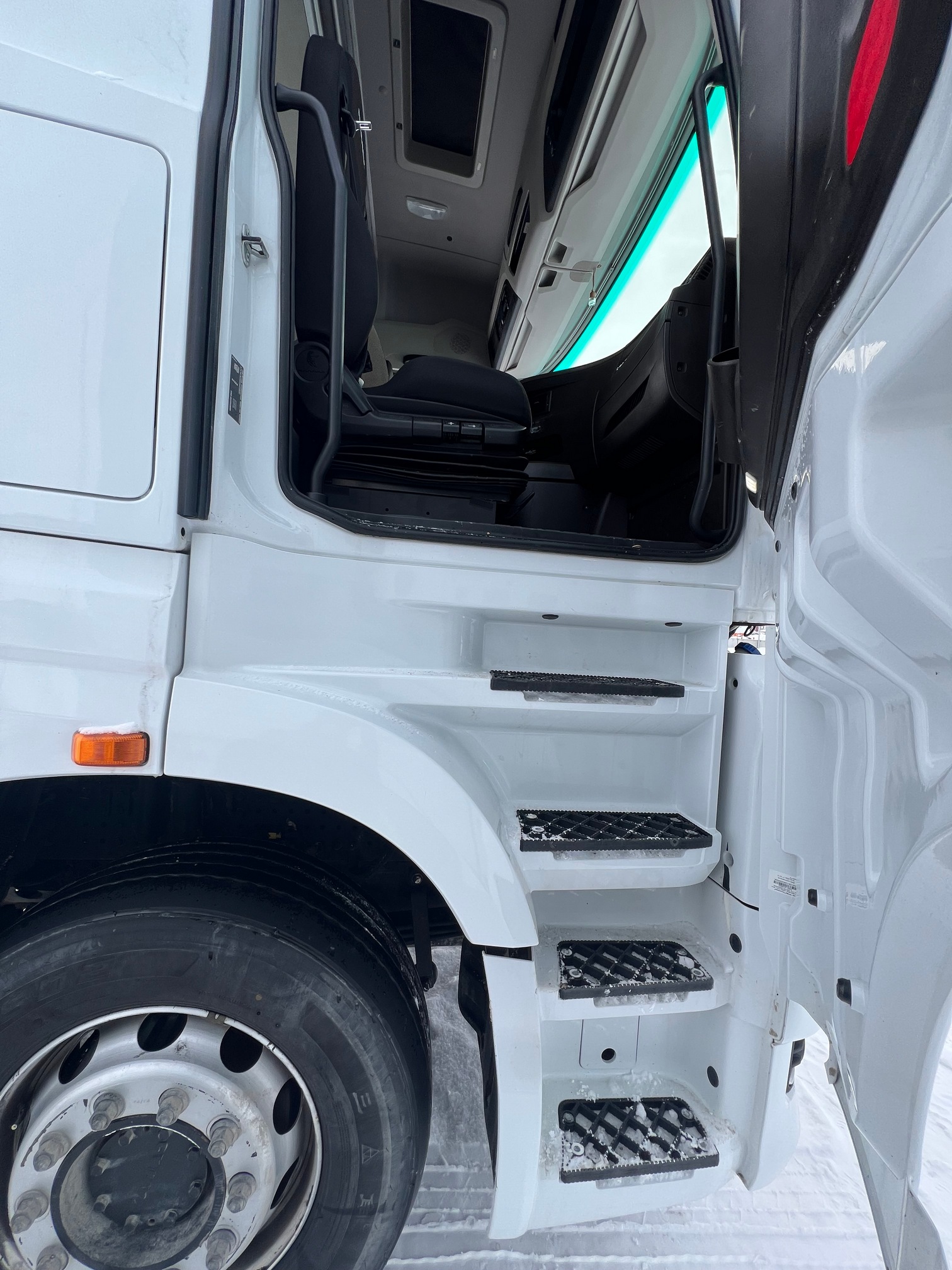 Седельный тягач КАМАЗ 54901-70014-СА 2024 г. - фото 2