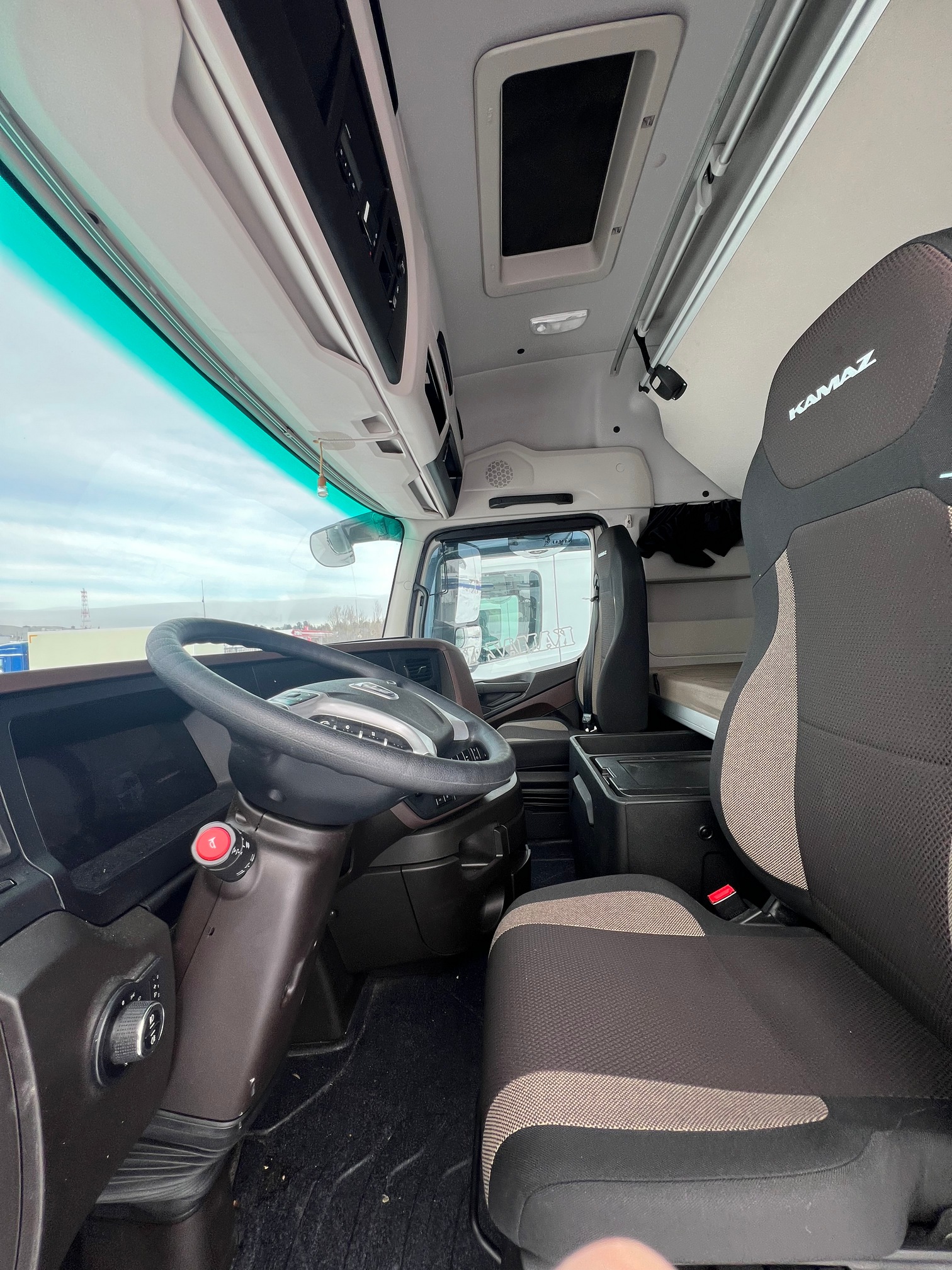 Седельный тягач КАМАЗ 54901-70014-СА 2024 г. - фото 10