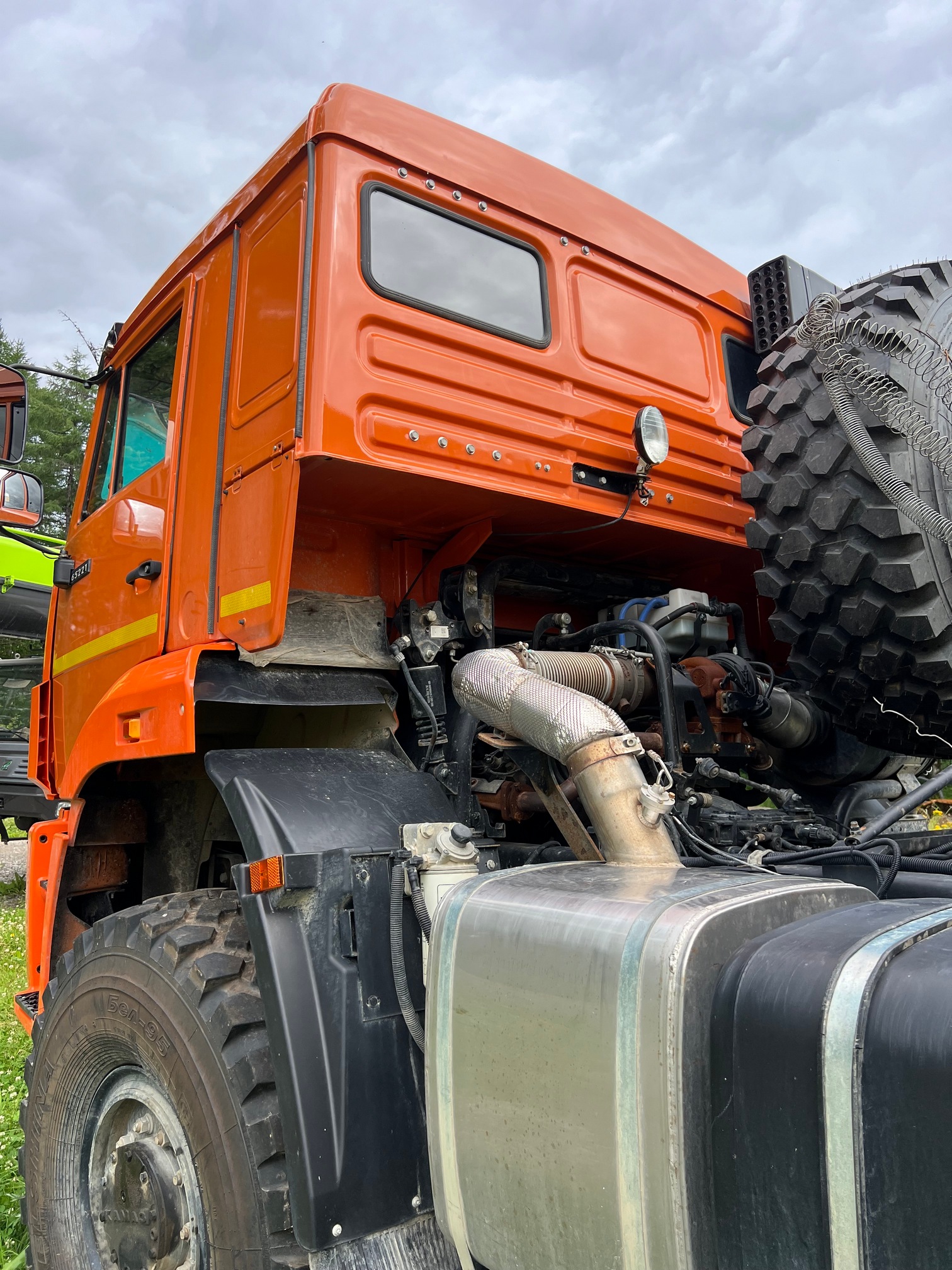 Седельный тягач КАМАЗ 65221-26020-53 2023 г. - фото 19