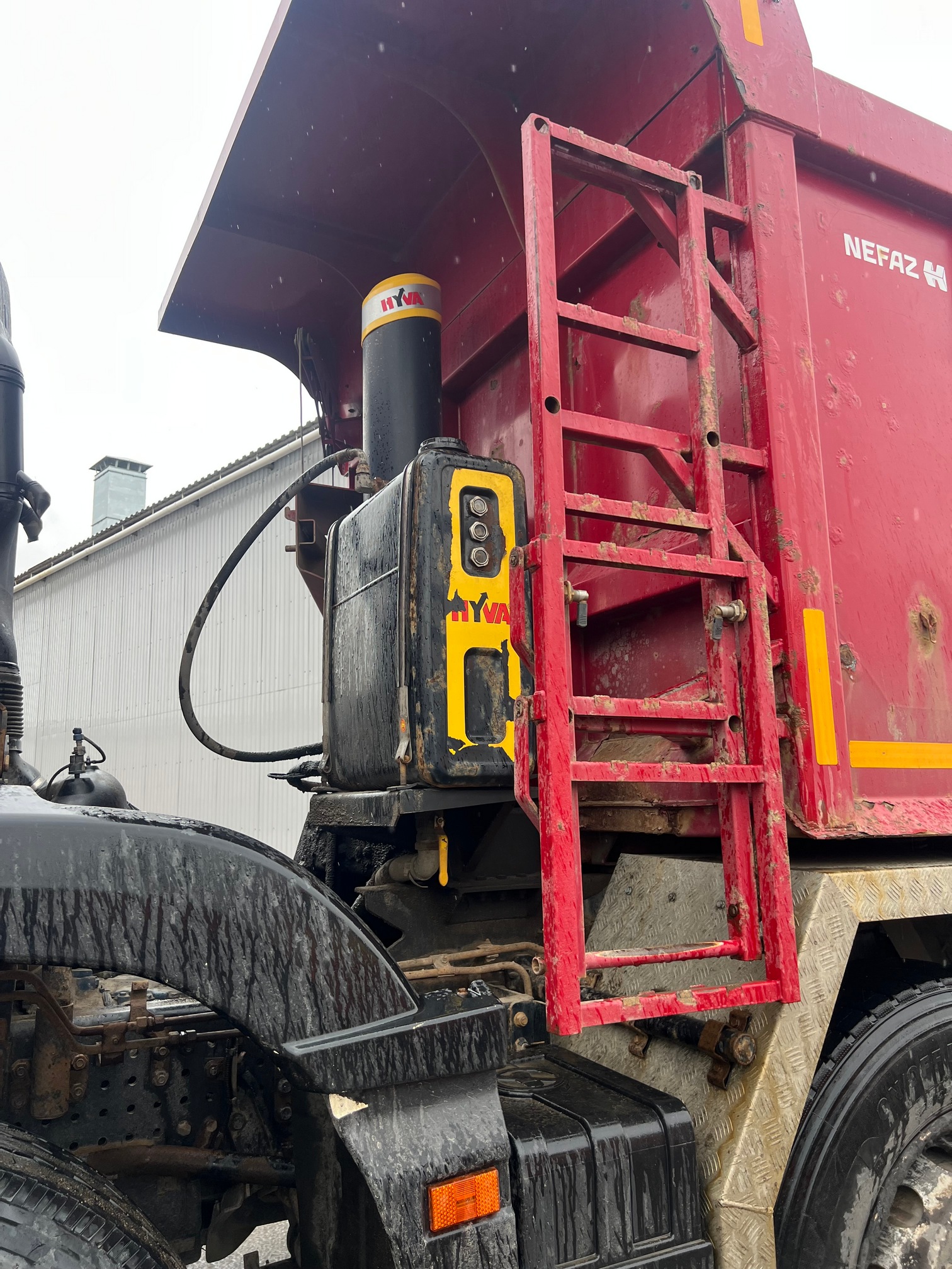 Самосвал КАМАЗ 65951-20001-92 C341-3F50-92 2021 г. - фото 8